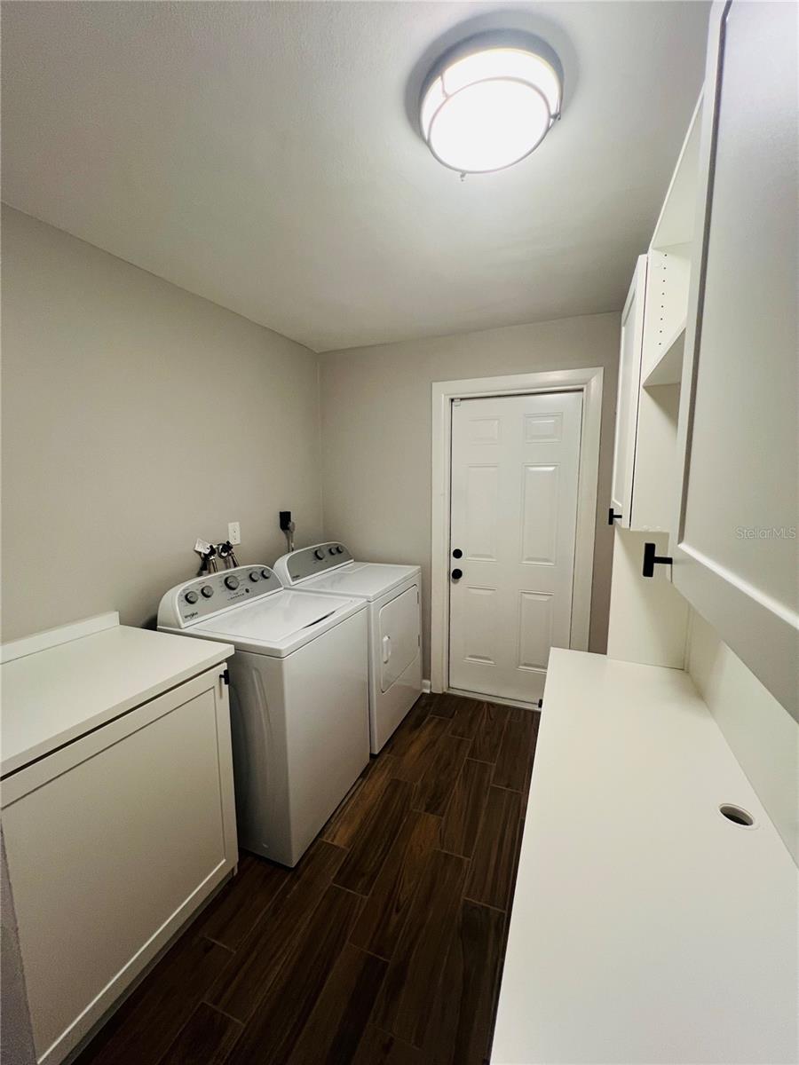 Image 20 of 70 For 14665 Crown Drive