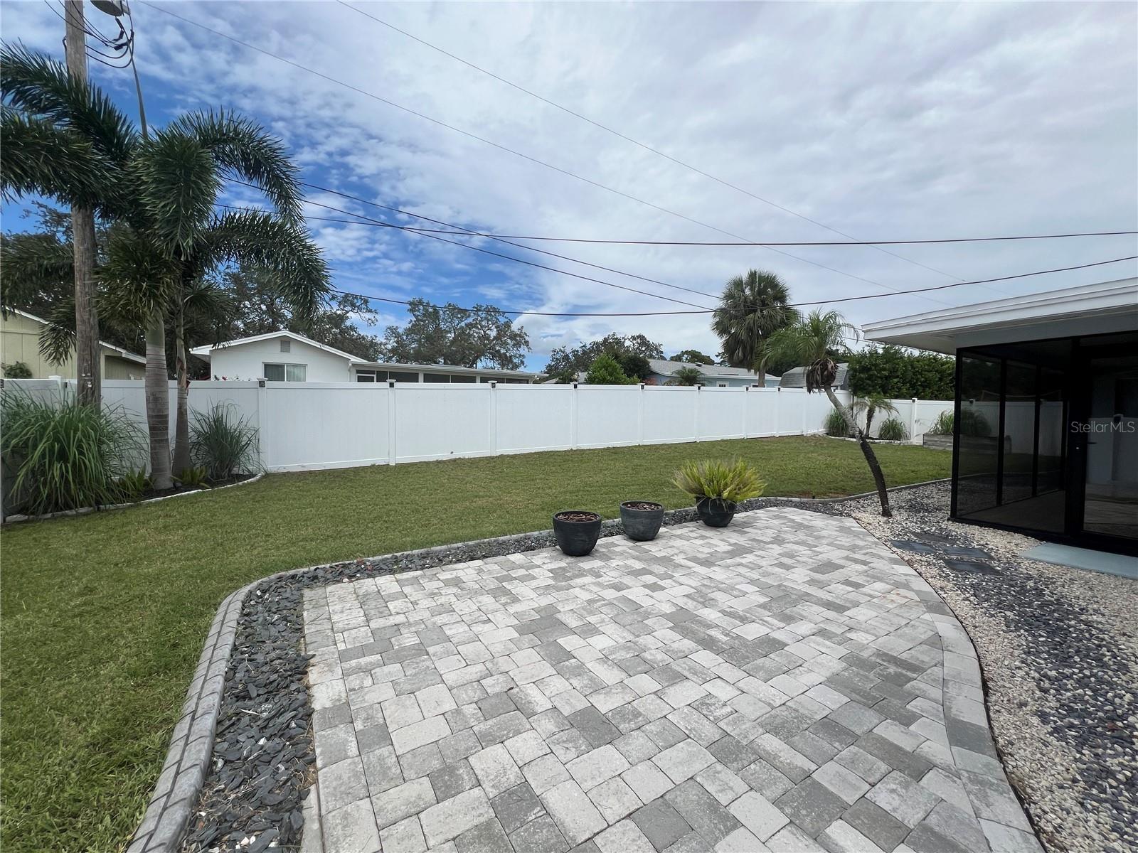 Image 41 of 70 For 14665 Crown Drive