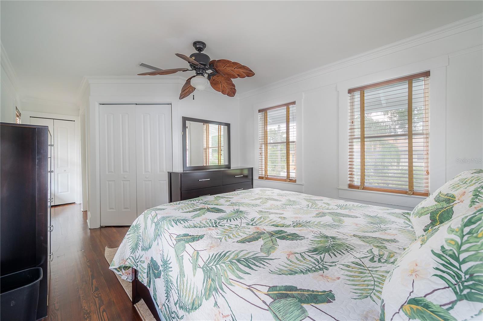 Image 29 of 41 For 2921 El Prado Boulevard