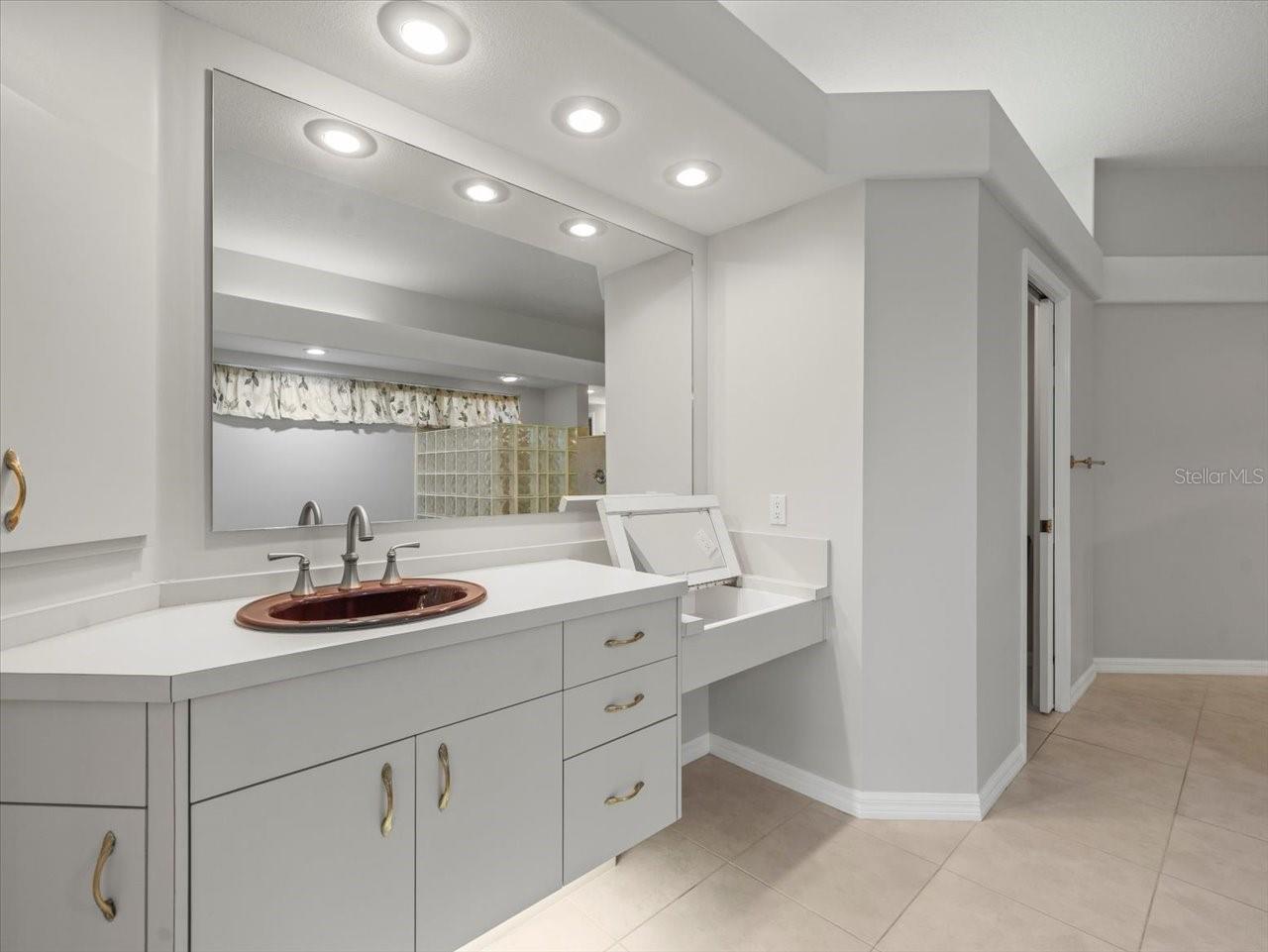 Image 47 of 86 For 7303 Sawgrass Point Drive N