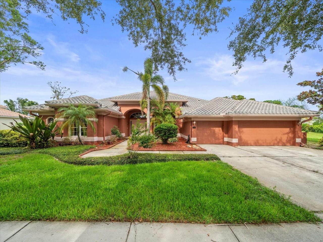 Image 6 of 86 For 7303 Sawgrass Point Drive N