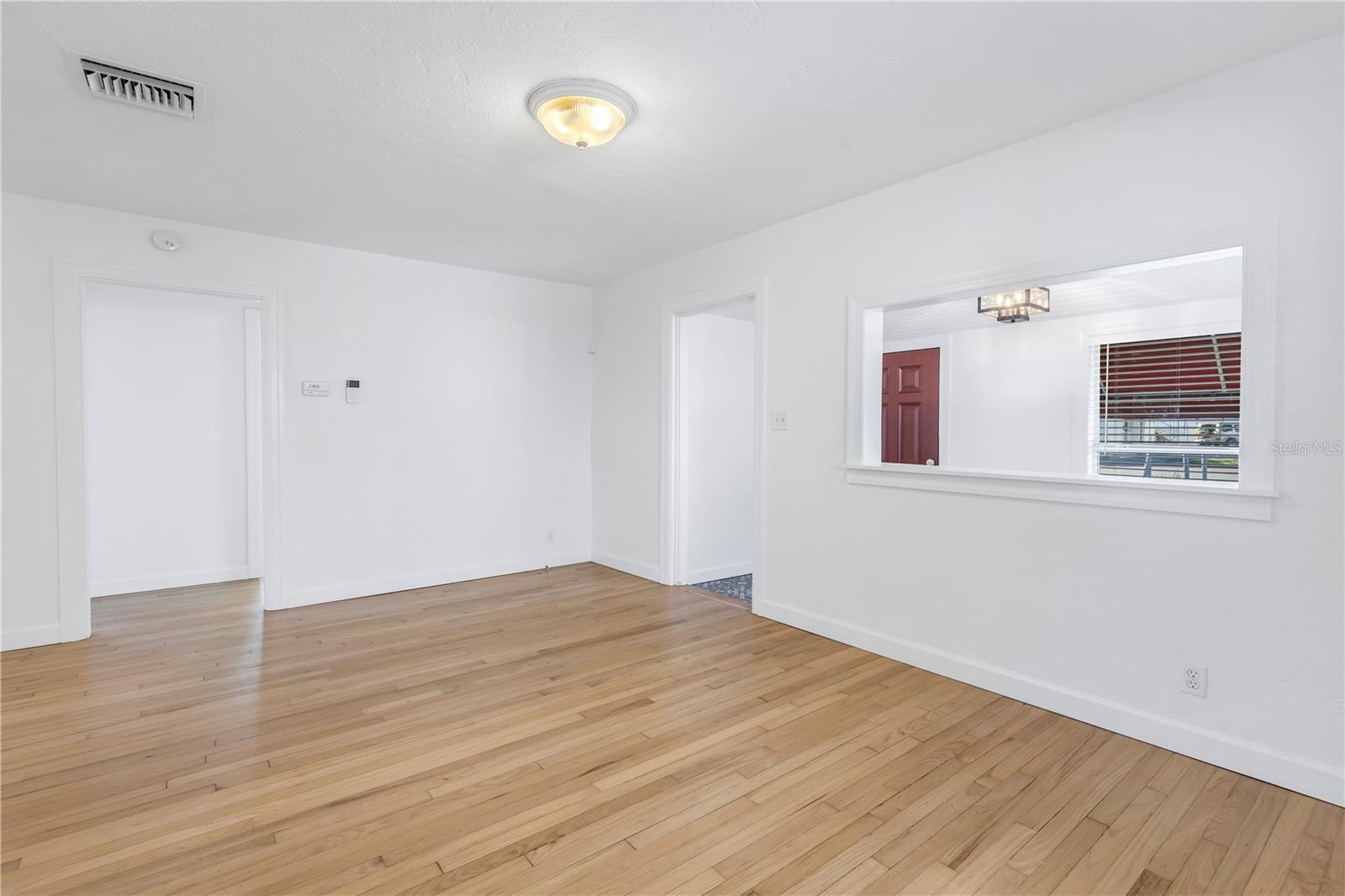 Image 12 of 21 For 3521 1st Avenue N