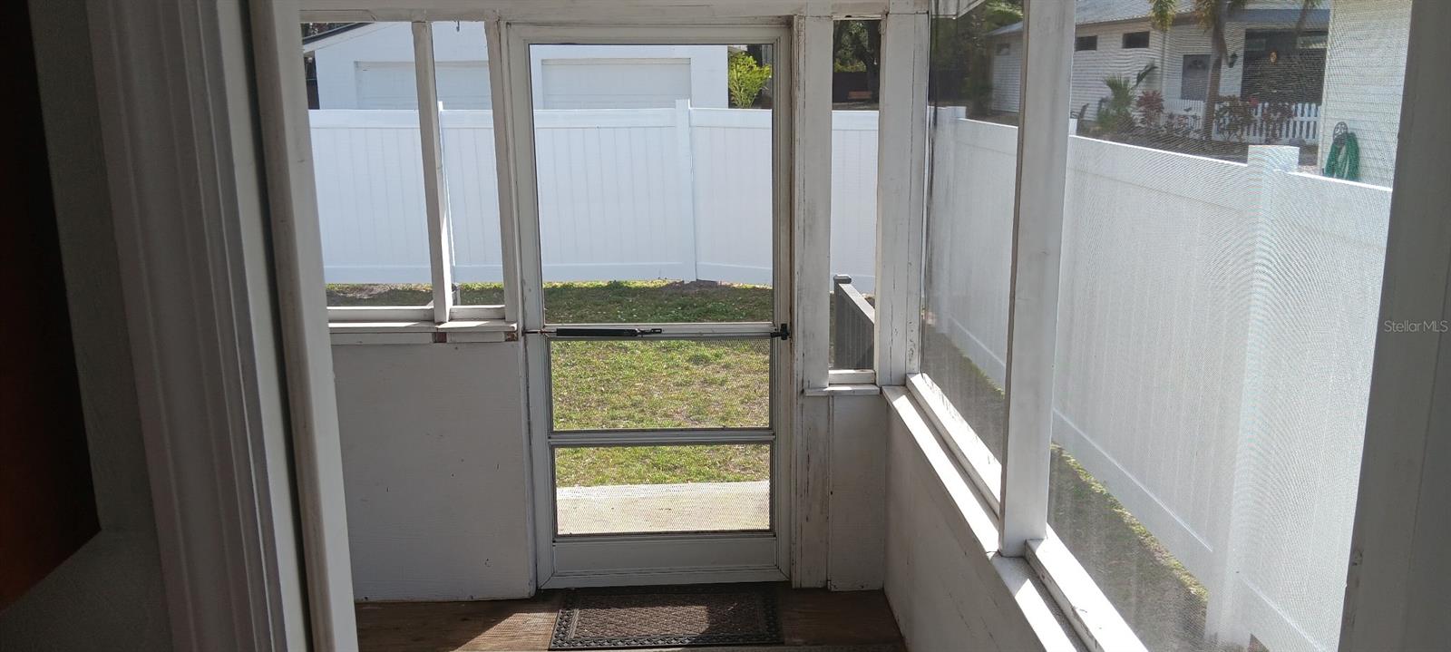 Image 20 of 23 For 3270 70th Avenue N