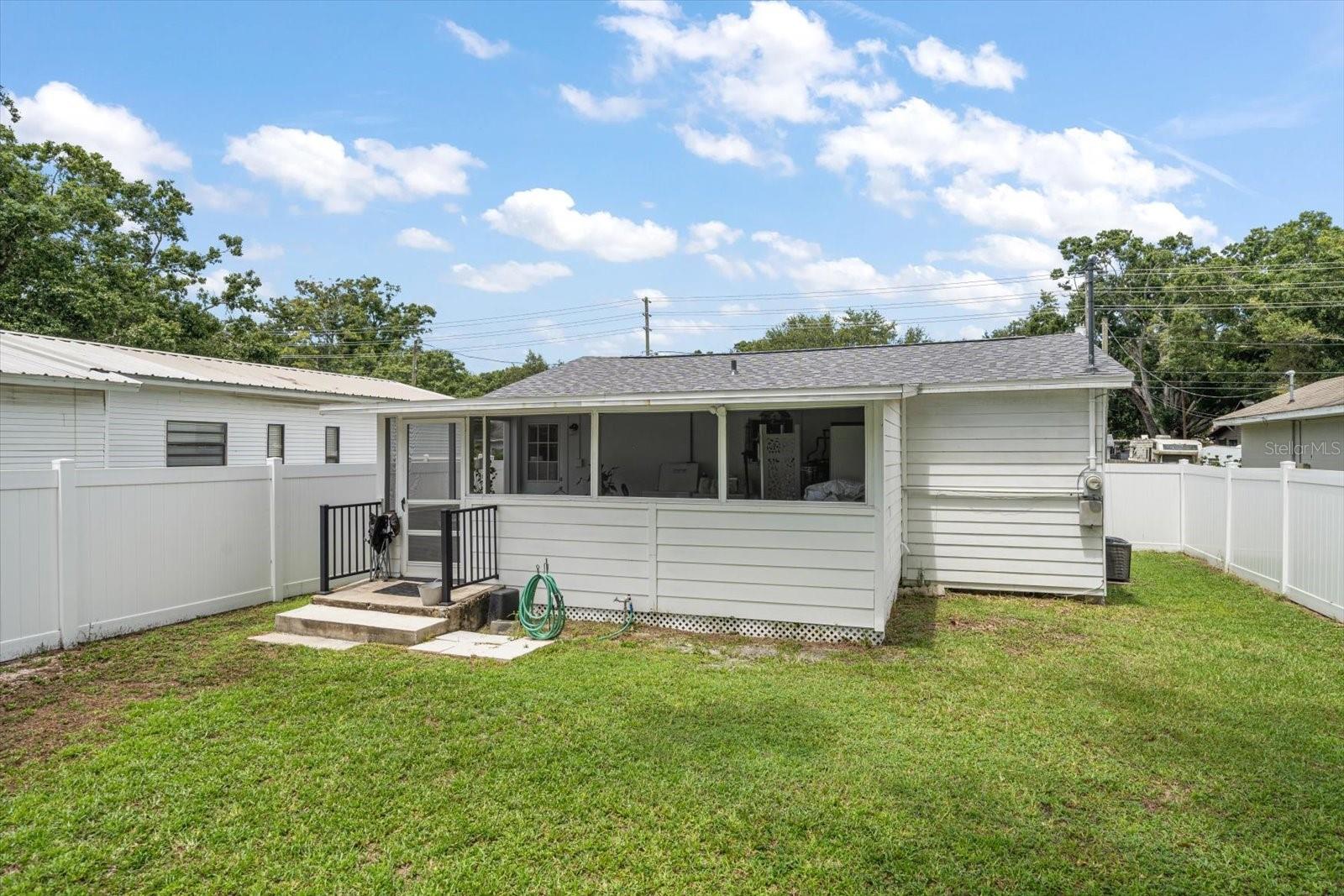 Image 3 of 23 For 3270 70th Avenue N