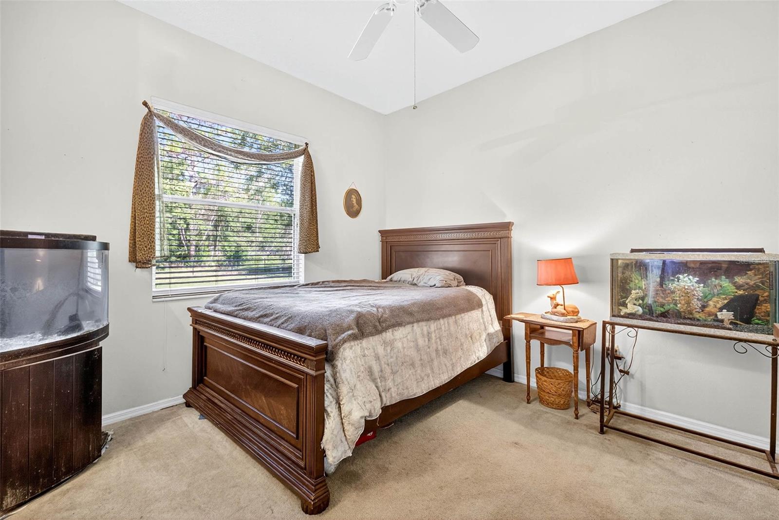 Image 22 of 48 For 7911 Pine Lands Drive