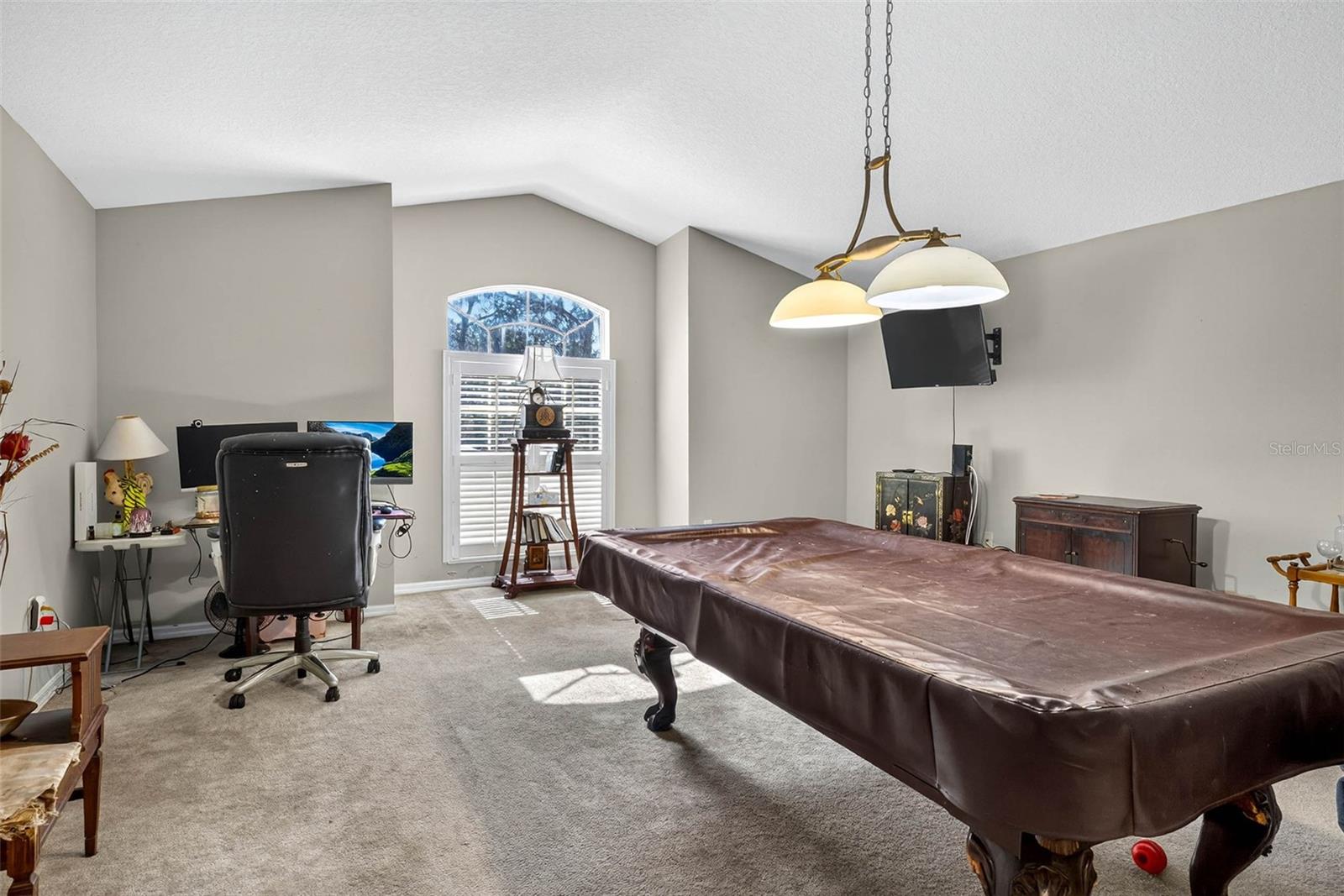 Image 32 of 48 For 7911 Pine Lands Drive