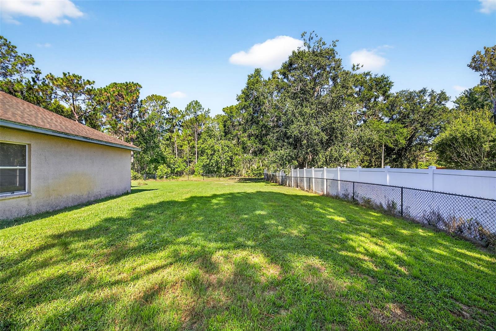 Image 34 of 48 For 7911 Pine Lands Drive
