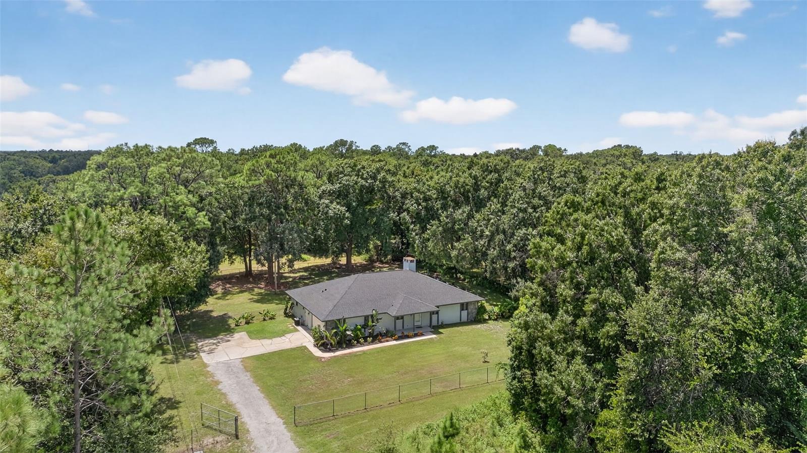 Image 3 of 36 For 4618 Deeson Road