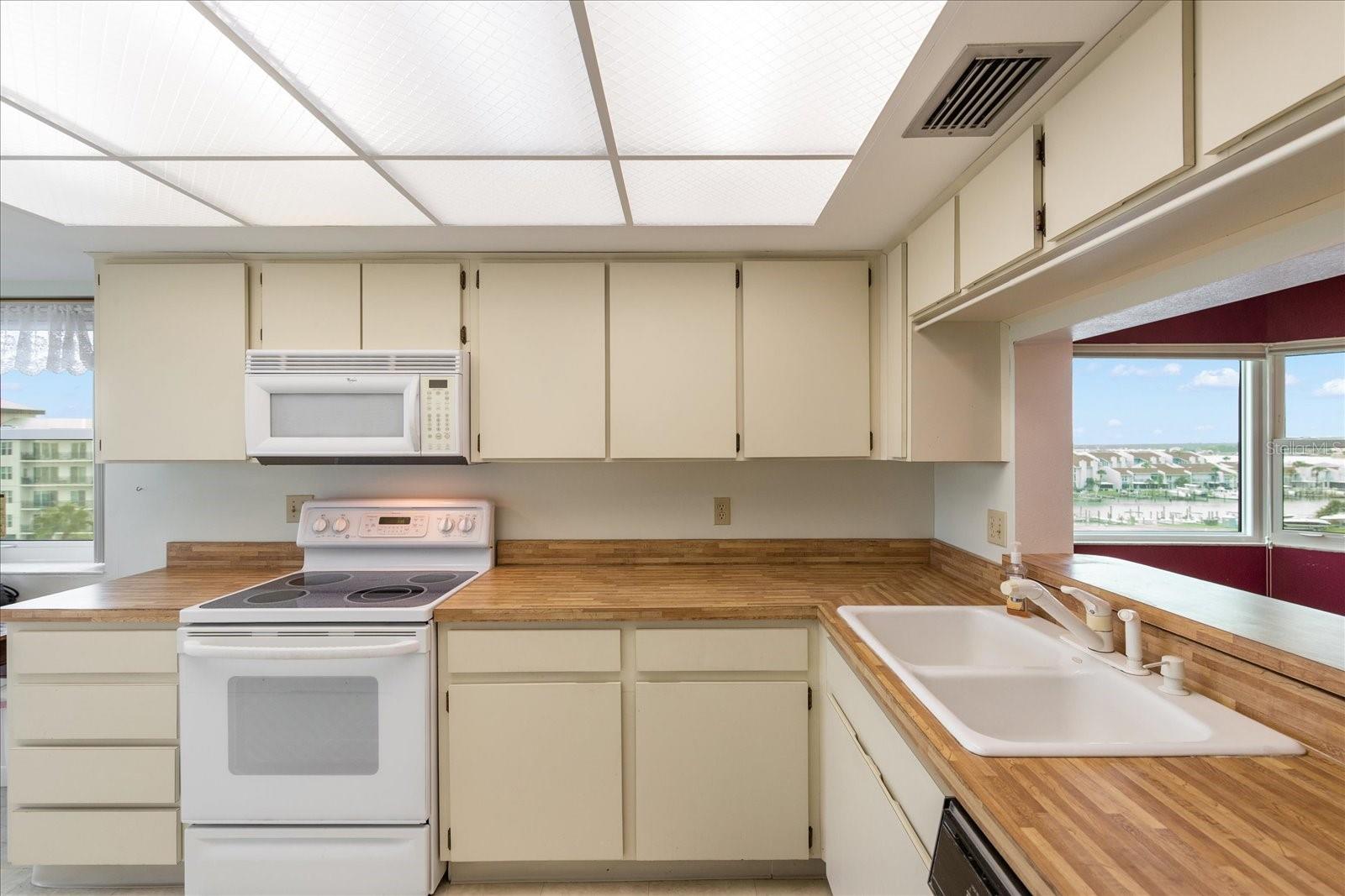 Image 16 of 29 For 401 150th Avenue 251