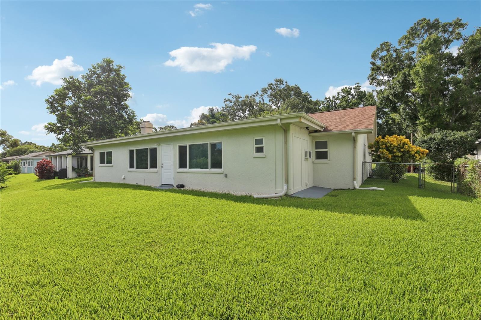 Image 41 of 78 For 2866 Thistle Court N