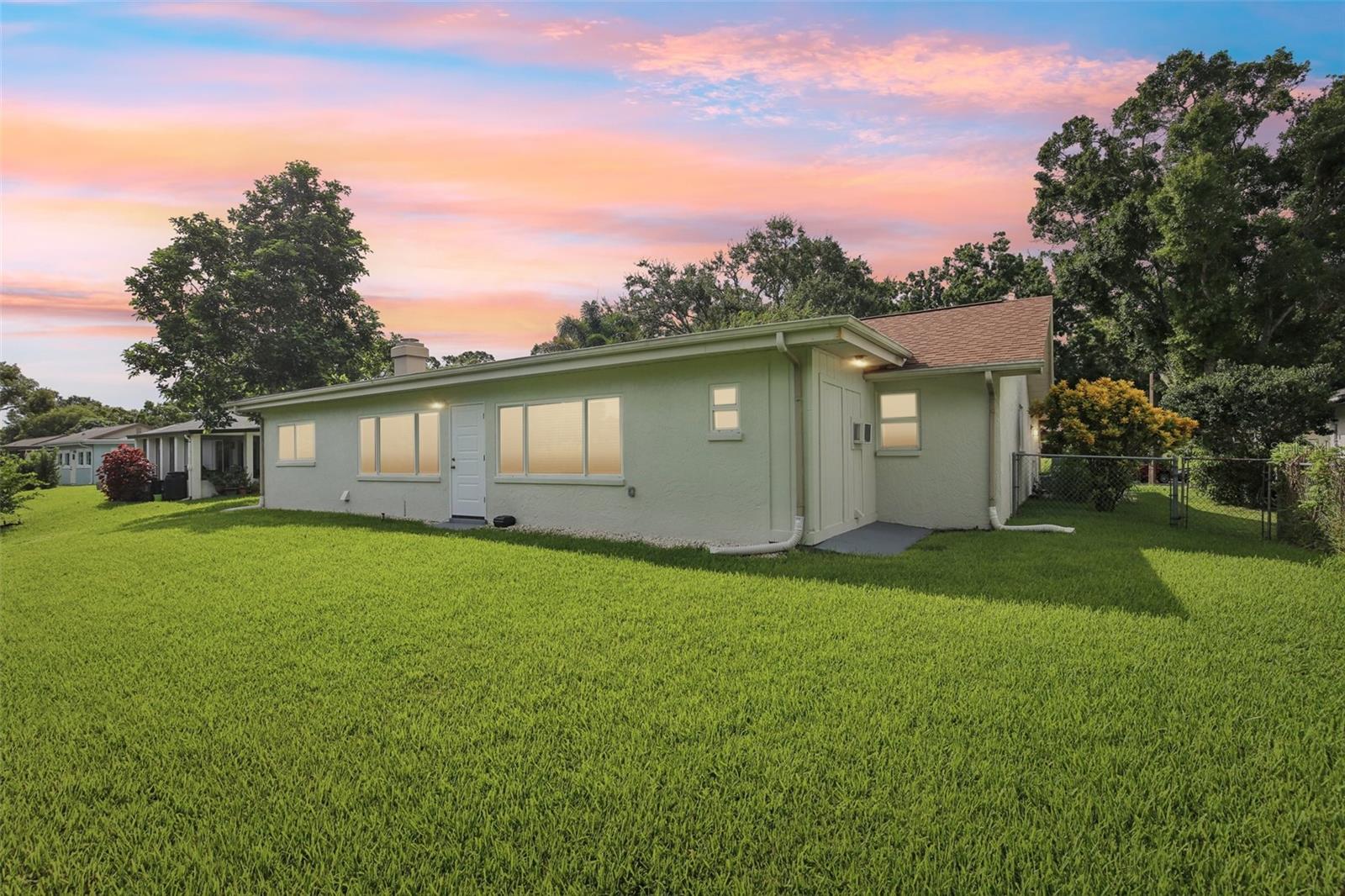 Image 63 of 78 For 2866 Thistle Court N
