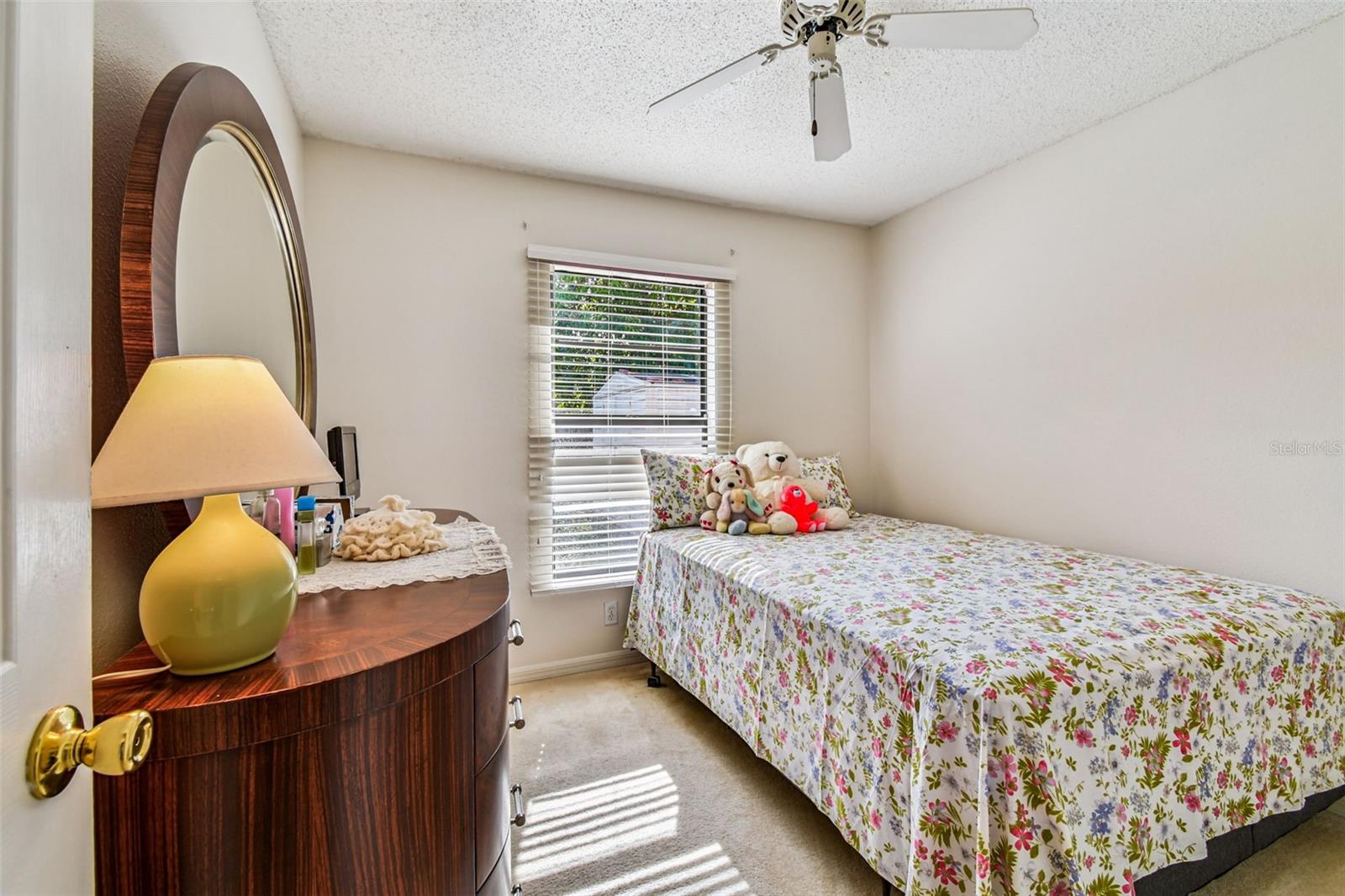 Image 15 of 28 For 460 48th Street S