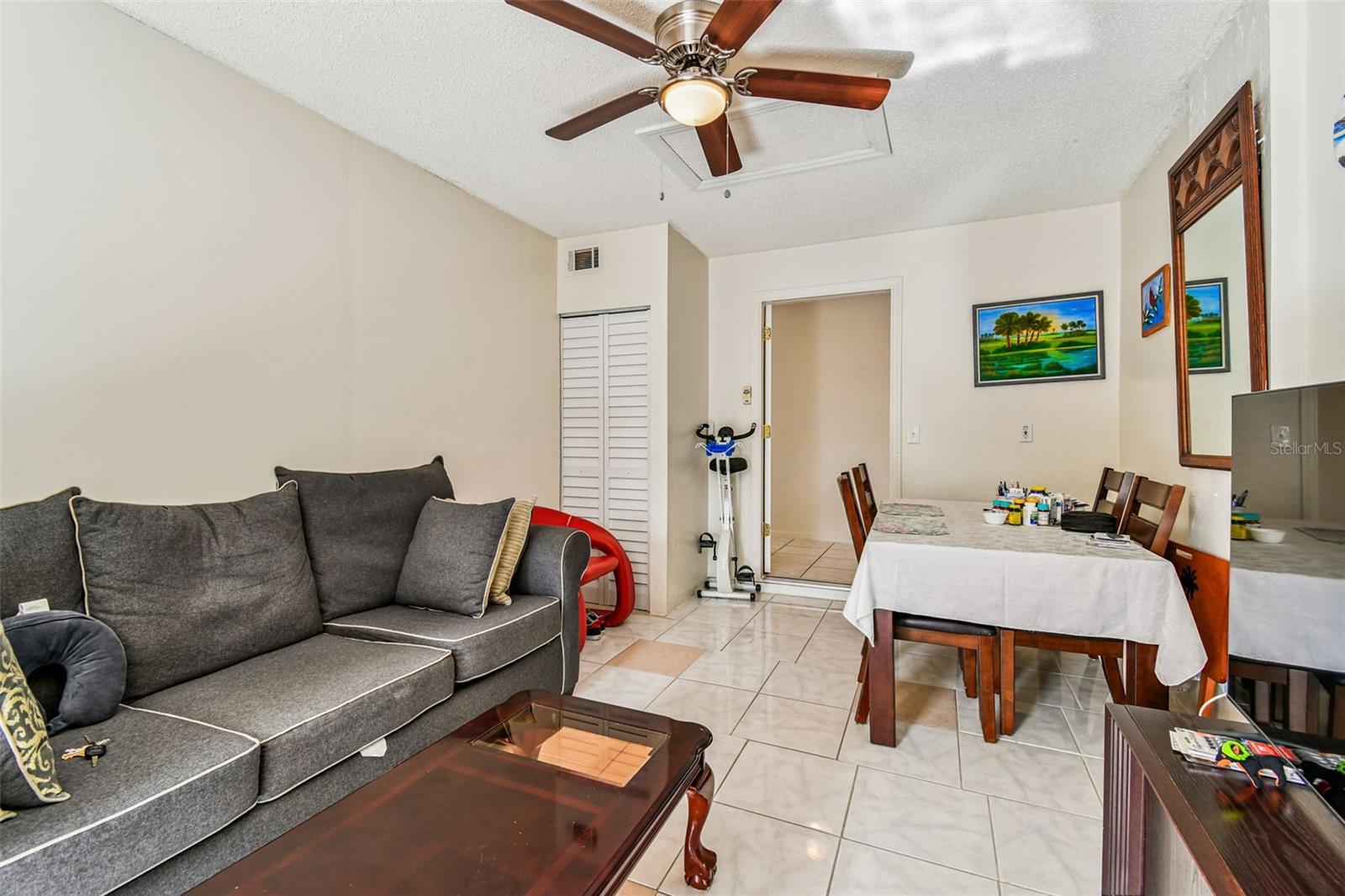 Image 20 of 28 For 460 48th Street S