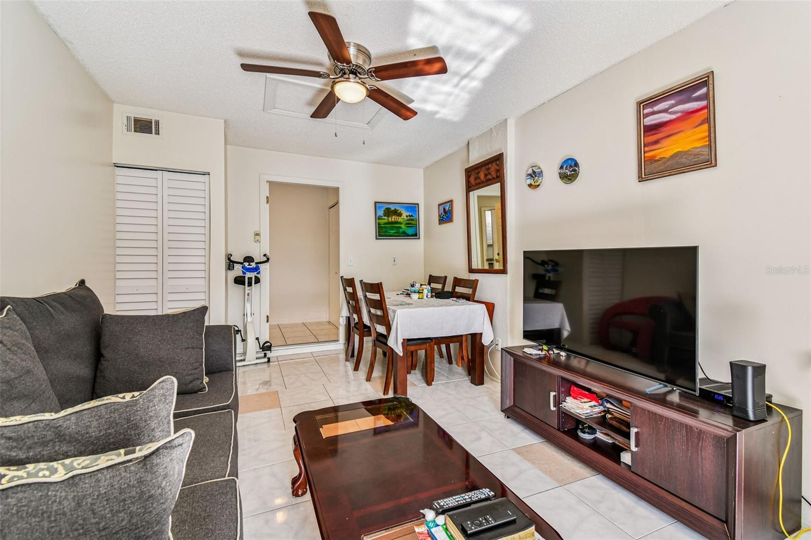 Image 21 of 28 For 460 48th Street S