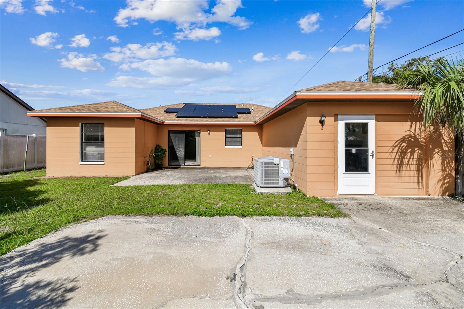 Image 24 of 28 For 460 48th Street S