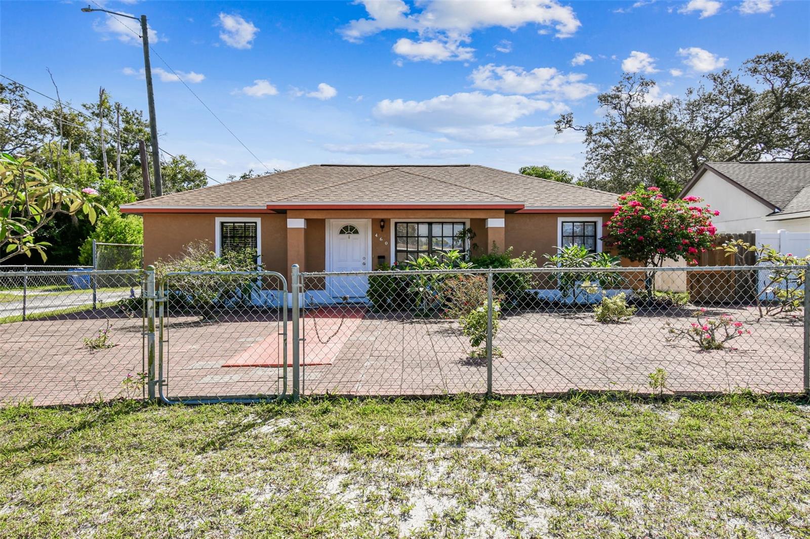 Image 3 of 28 For 460 48th Street S