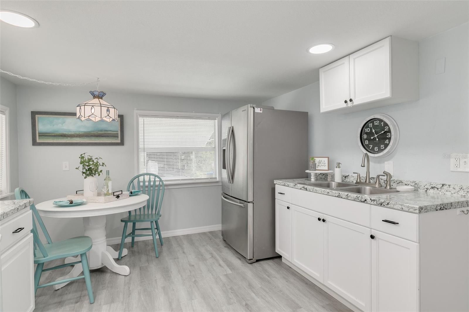 Image 10 of 37 For 7815 Greenlawn Drive