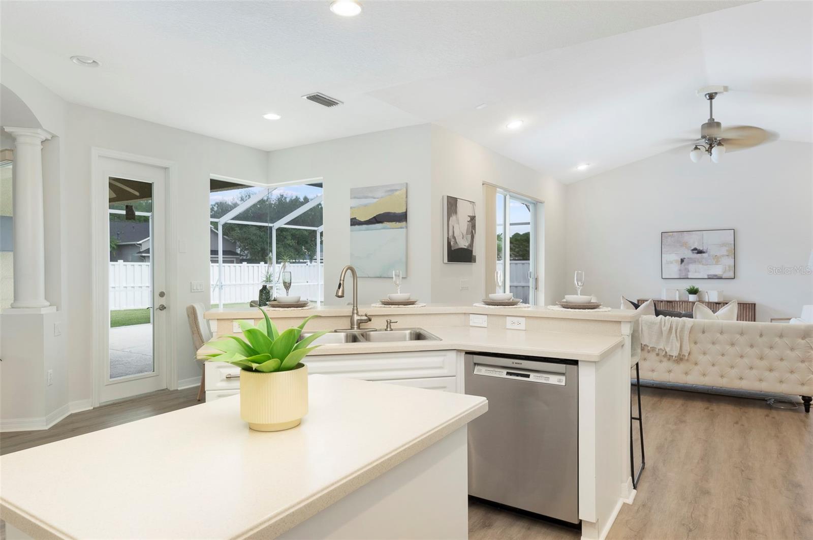 Image 18 of 61 For 14712 Coral Berry Drive