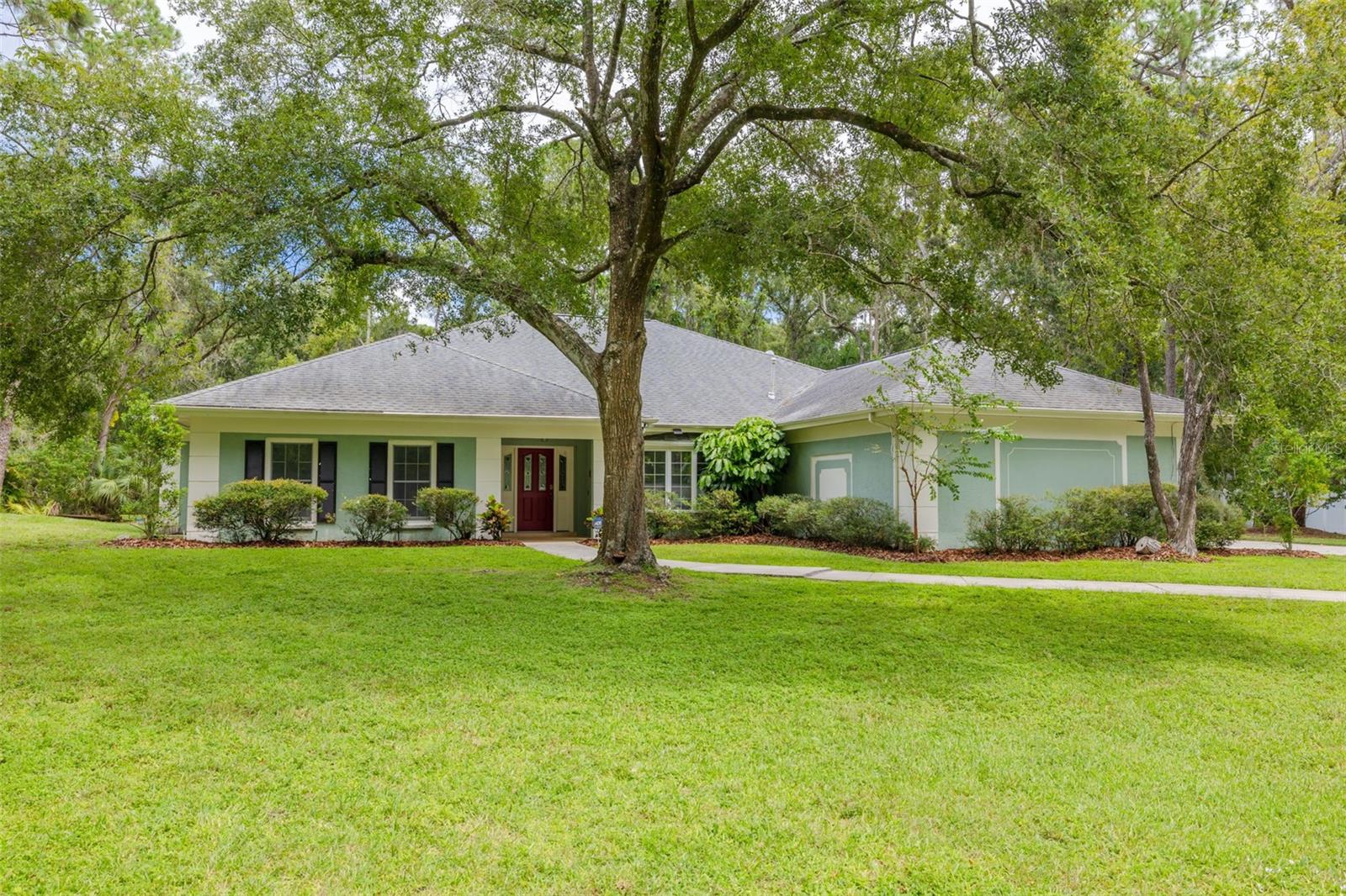 Details for 10905 Spur Court, TAMPA, FL 33626