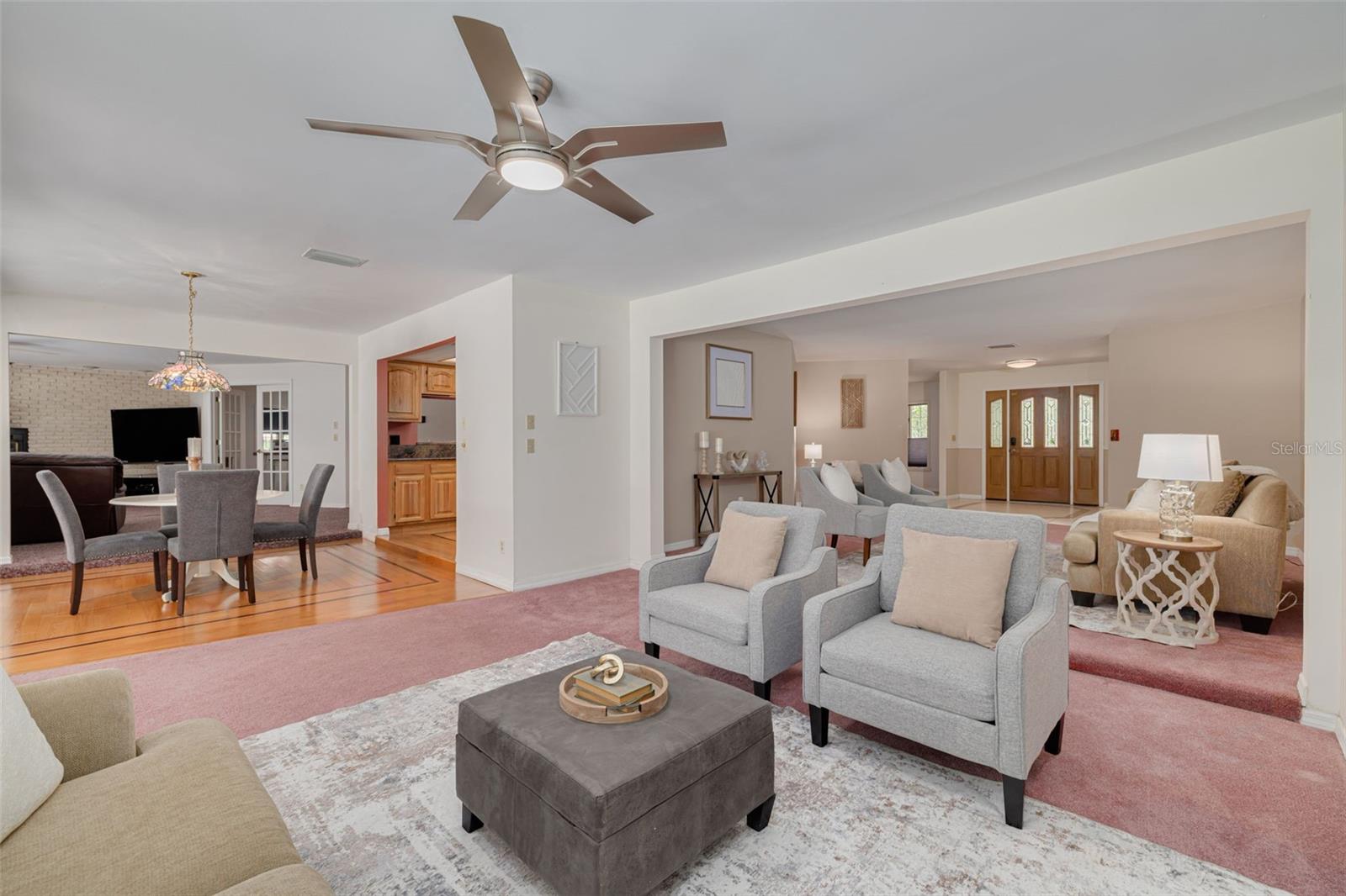 Image 10 of 49 For 10905 Spur Court
