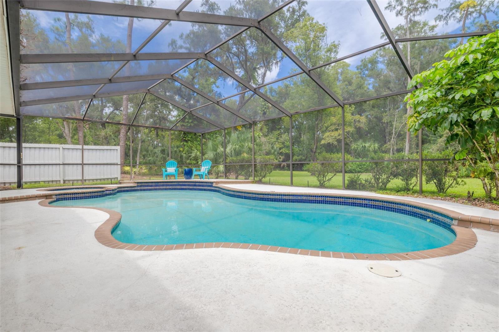 Image 40 of 49 For 10905 Spur Court