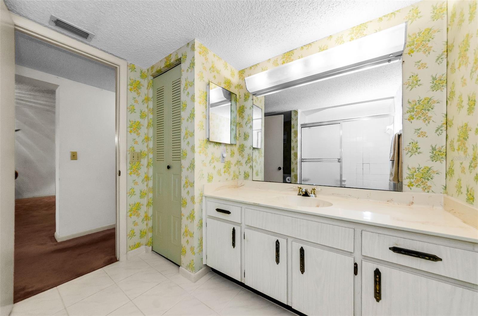 Image 10 of 53 For 1450 Heather Ridge Boulevard 307