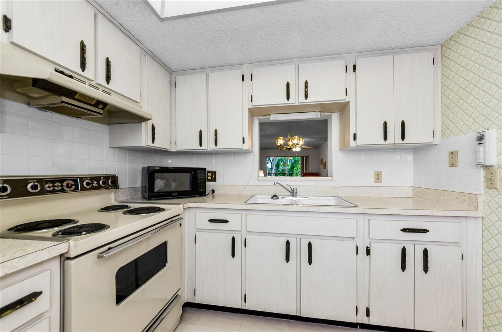 Image 17 of 53 For 1450 Heather Ridge Boulevard 307
