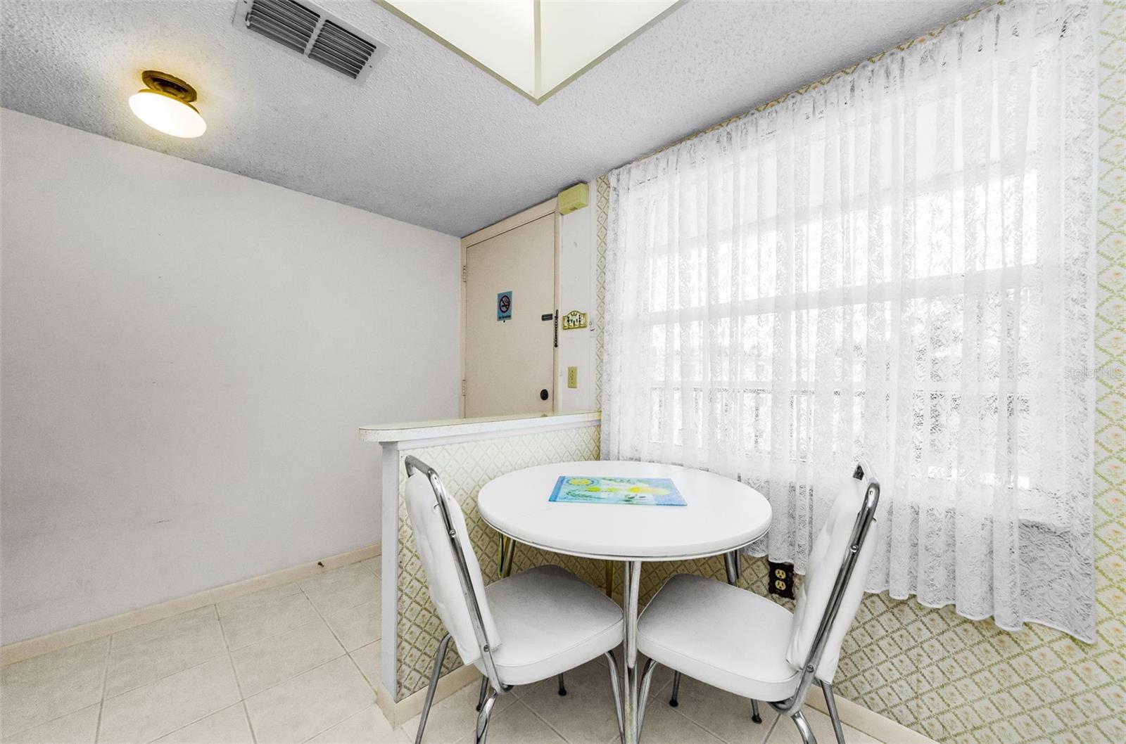 Image 19 of 53 For 1450 Heather Ridge Boulevard 307