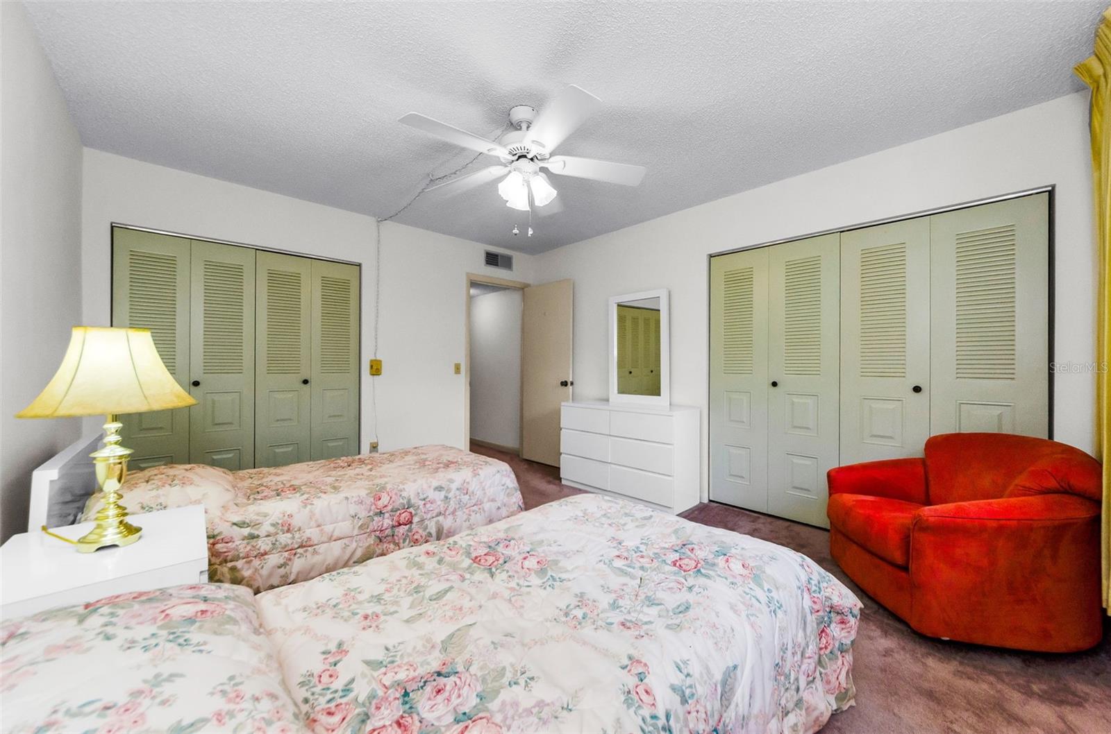 Image 8 of 53 For 1450 Heather Ridge Boulevard 307