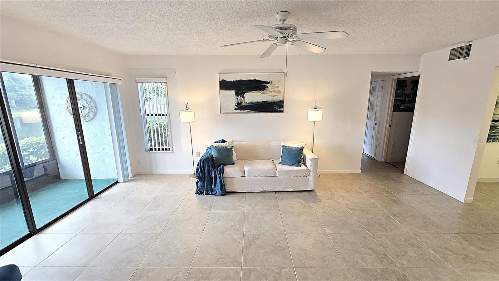 Image 7 of 50 For 1109 Pine Ridge Circle W C1