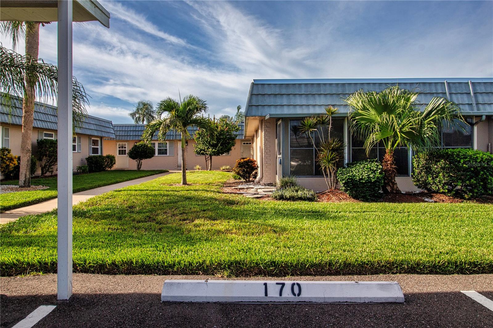 Image 21 of 48 For 1802 Bedford Terrace 170