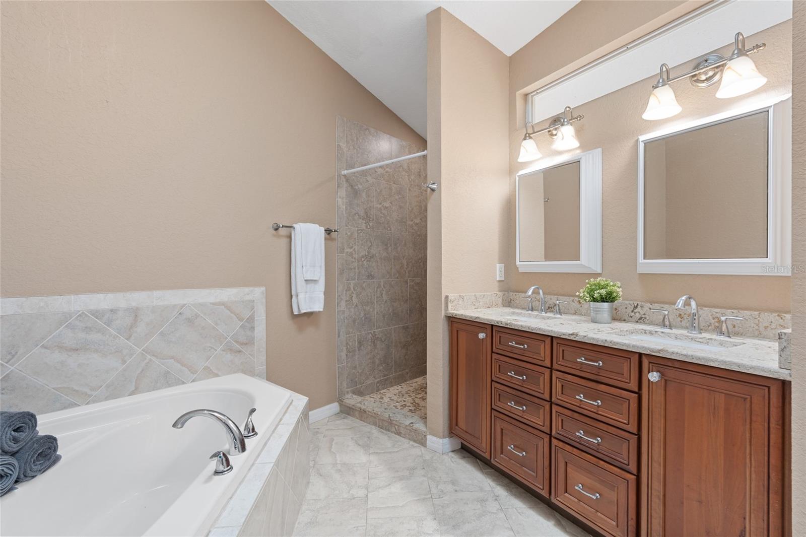 Image 23 of 48 For 3452 Primrose Way