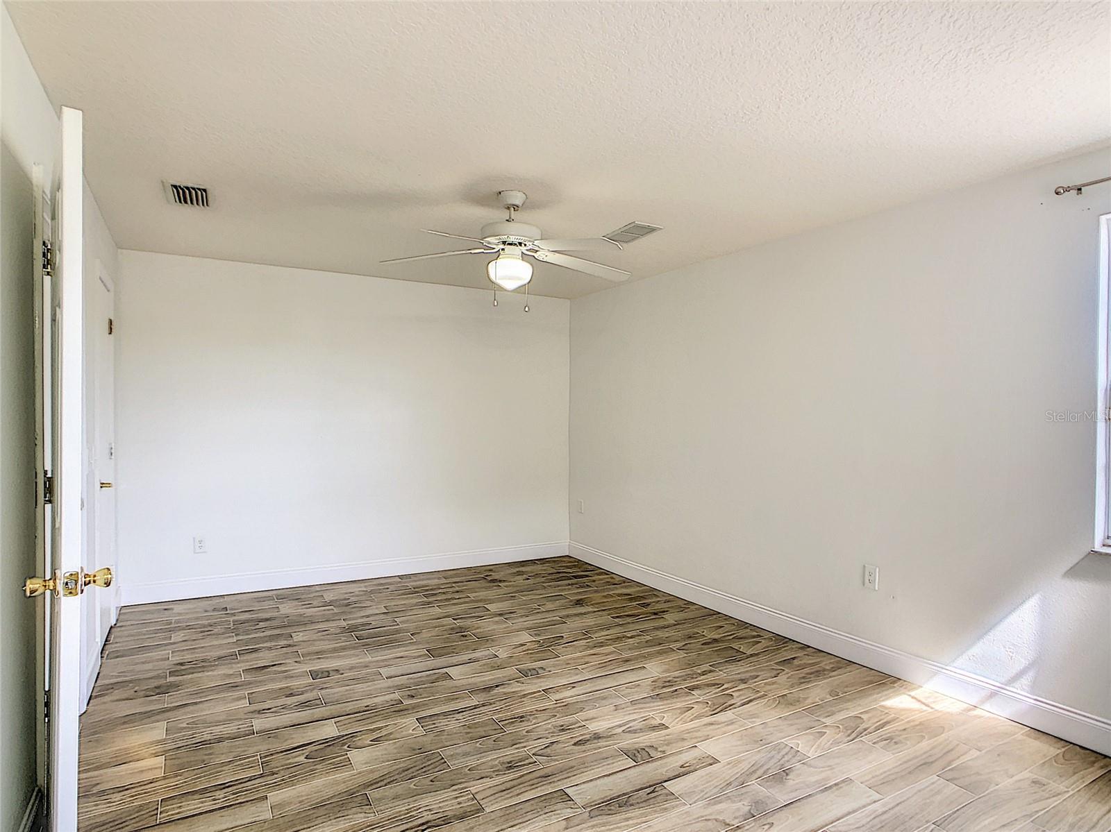 Image 44 of 57 For 111 Washington Palm Loop B Unit