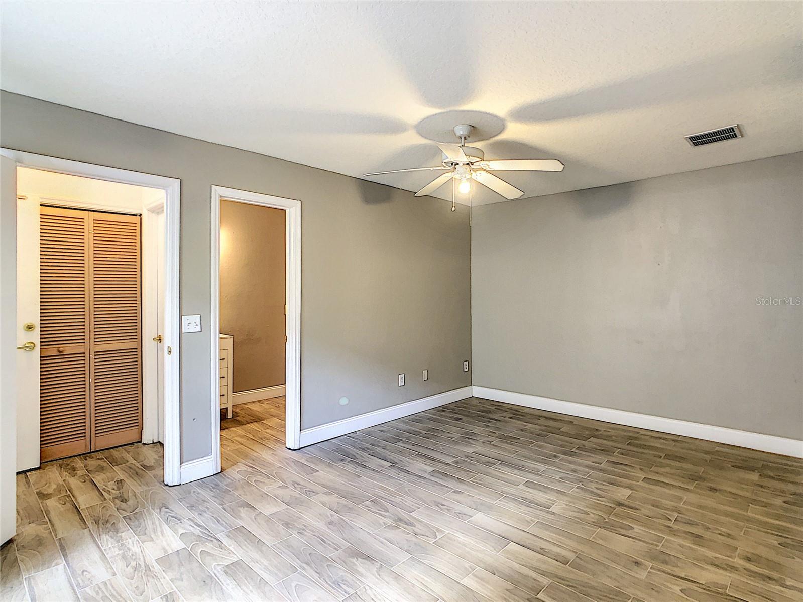 Image 52 of 57 For 111 Washington Palm Loop B Unit