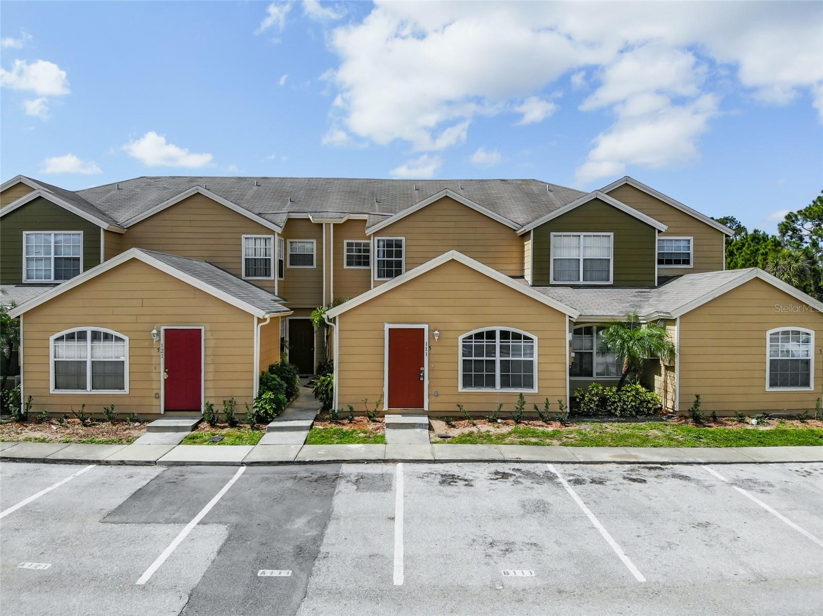 Image 2 of 17 For 111 Washington Palm Loop A