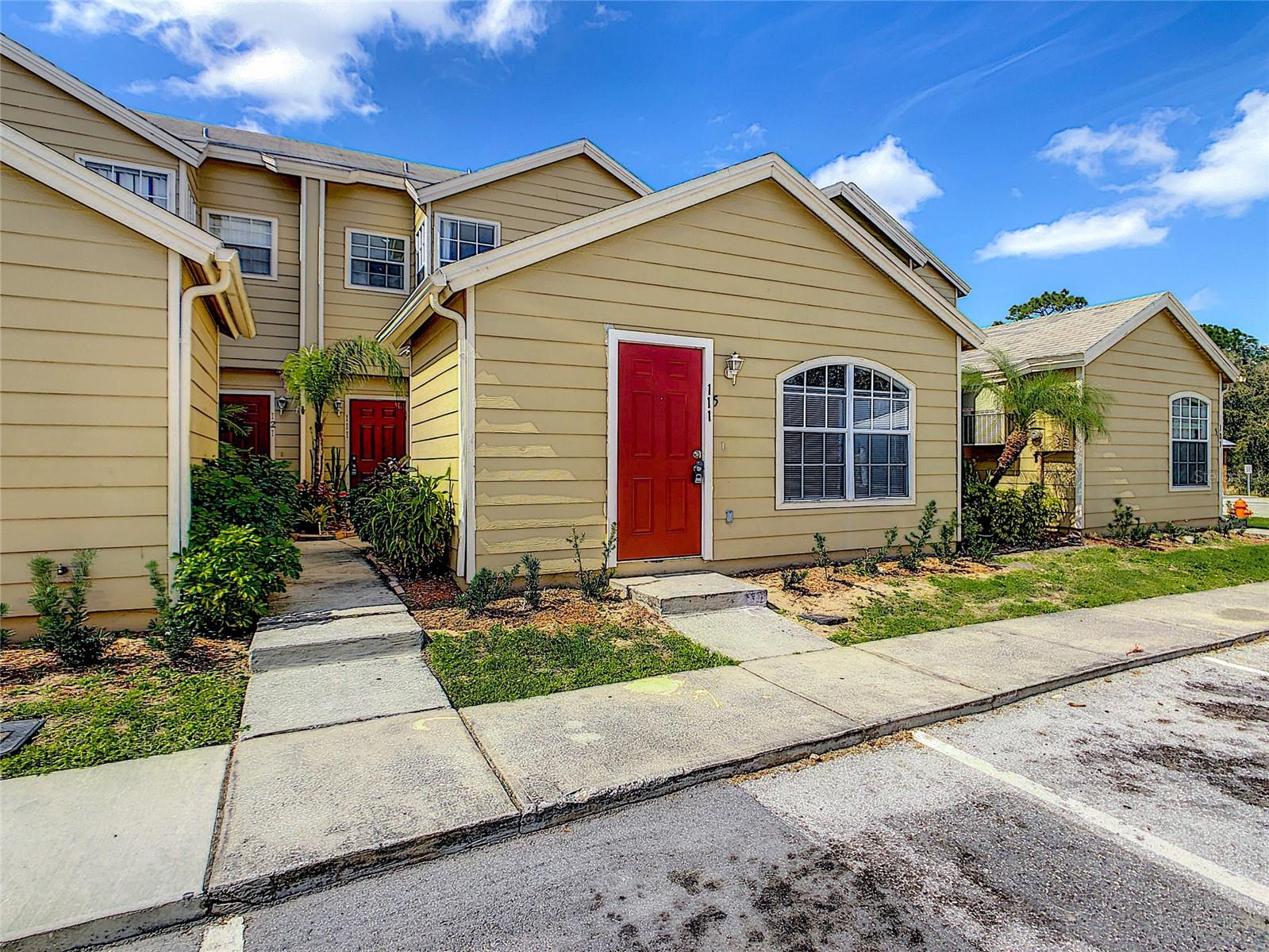 Image 5 of 17 For 111 Washington Palm Loop A