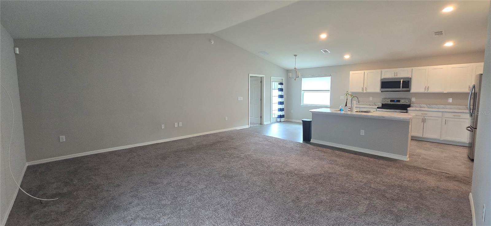 Image 3 of 13 For 6738 Hanworth Lane