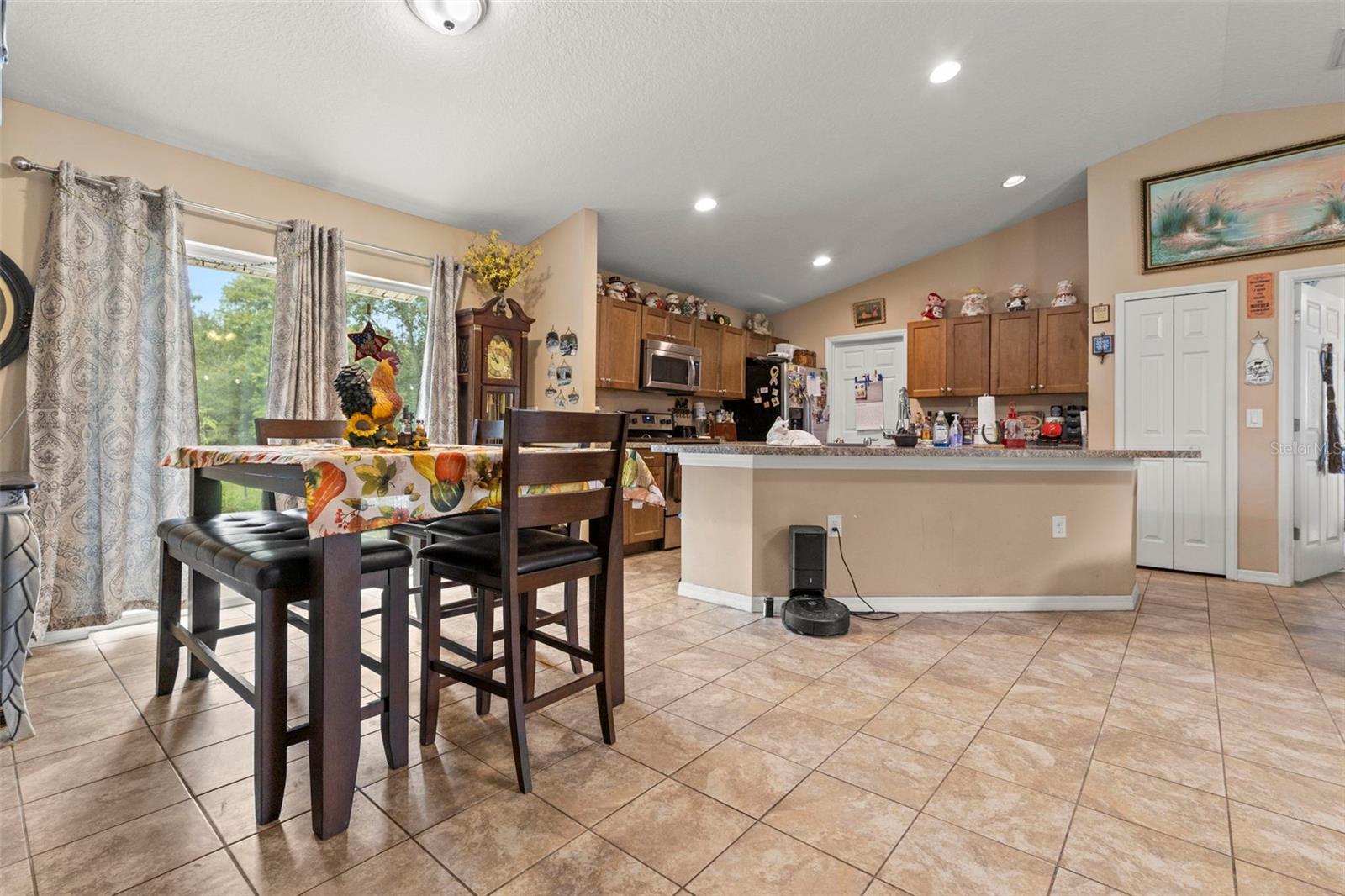 Image 10 of 28 For 17345 Valencia Drive