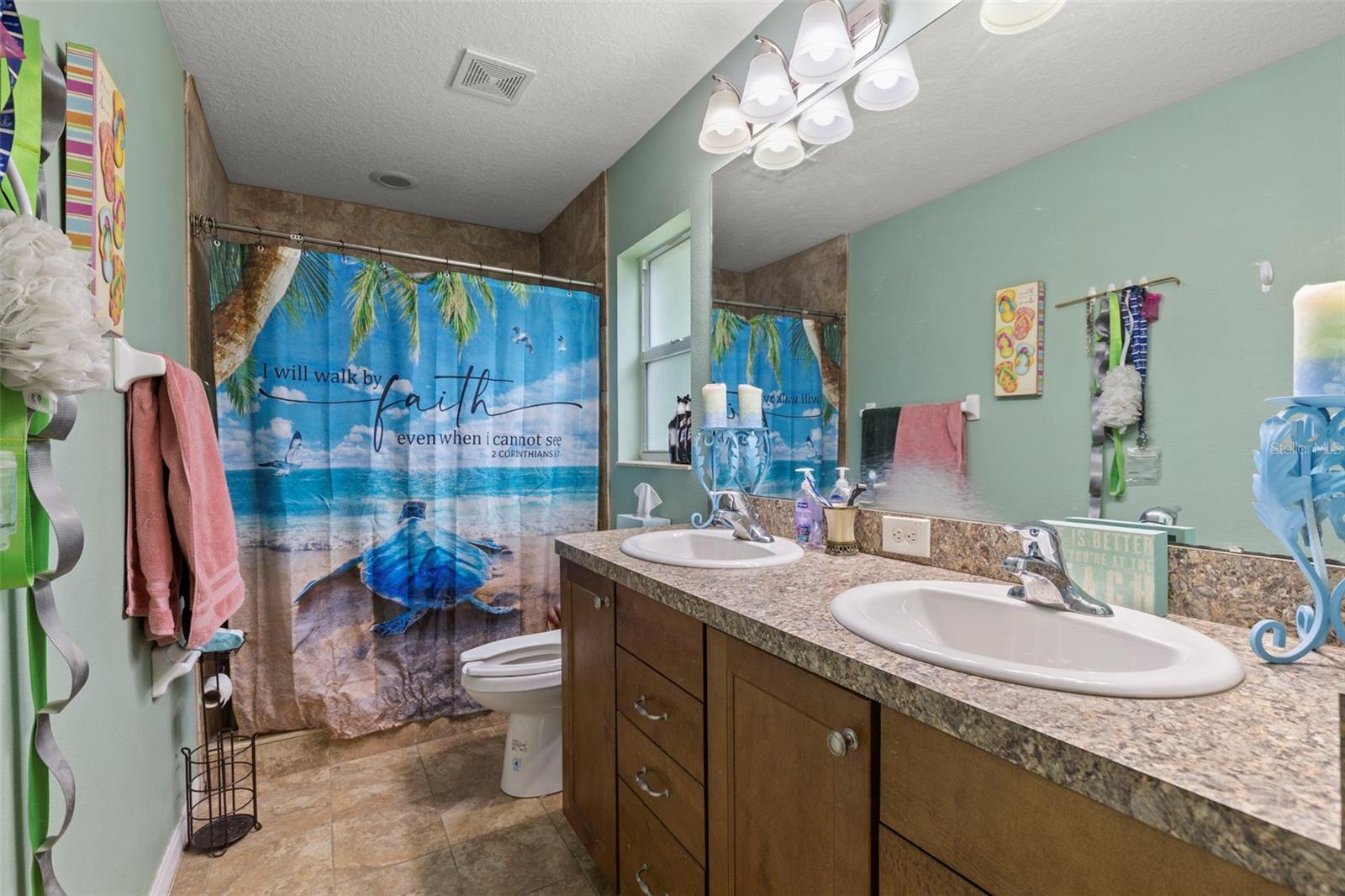 Image 18 of 28 For 17345 Valencia Drive
