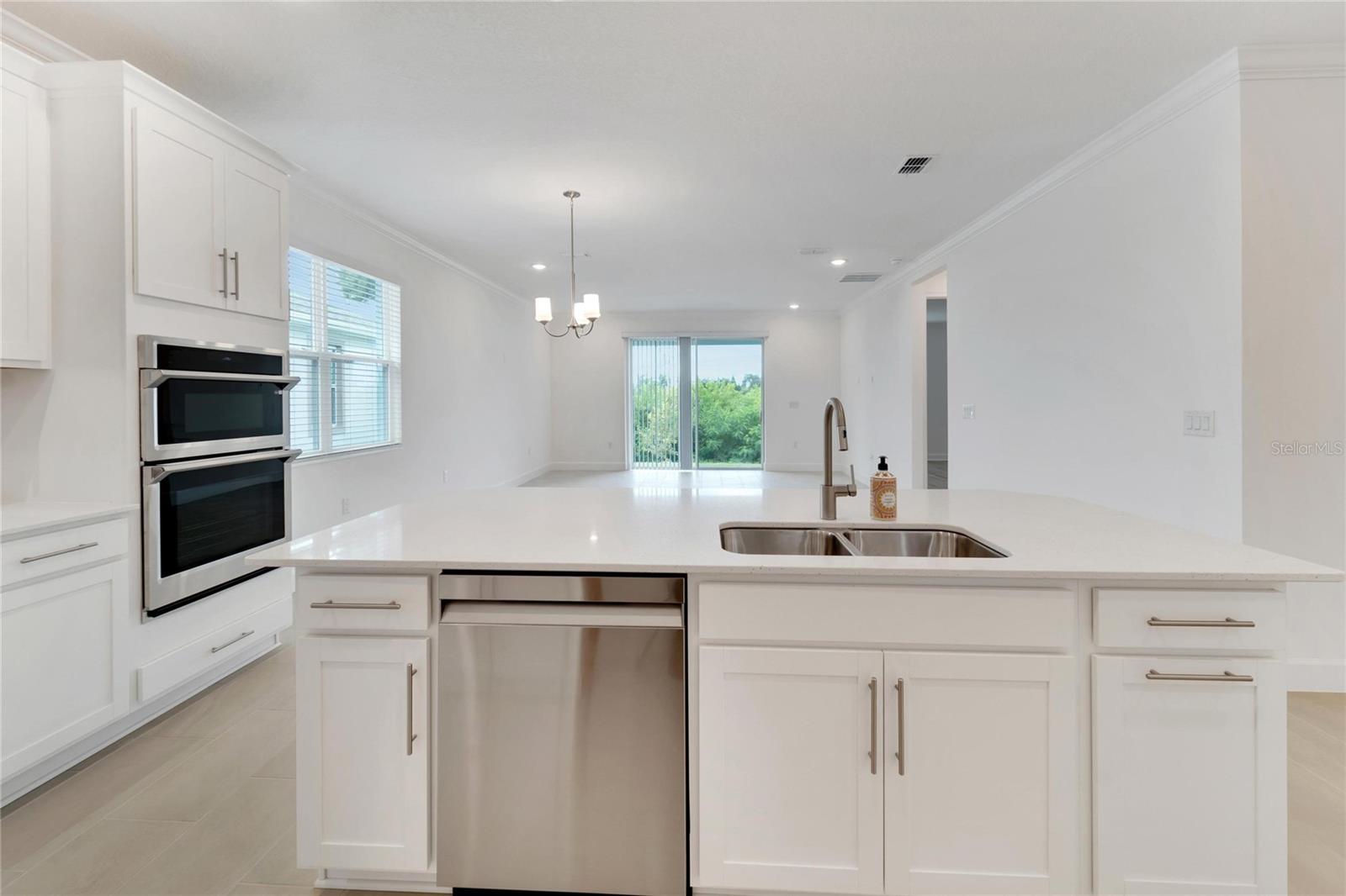 Image 15 of 65 For 943 Signet Drive
