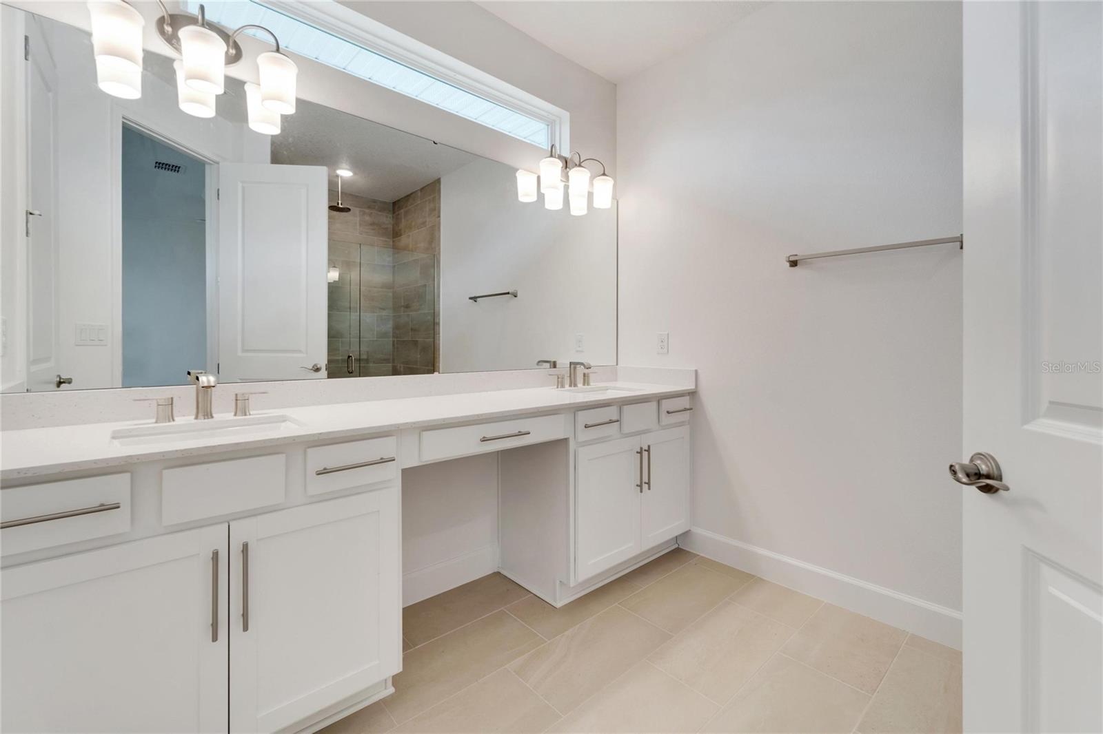 Image 30 of 65 For 943 Signet Drive