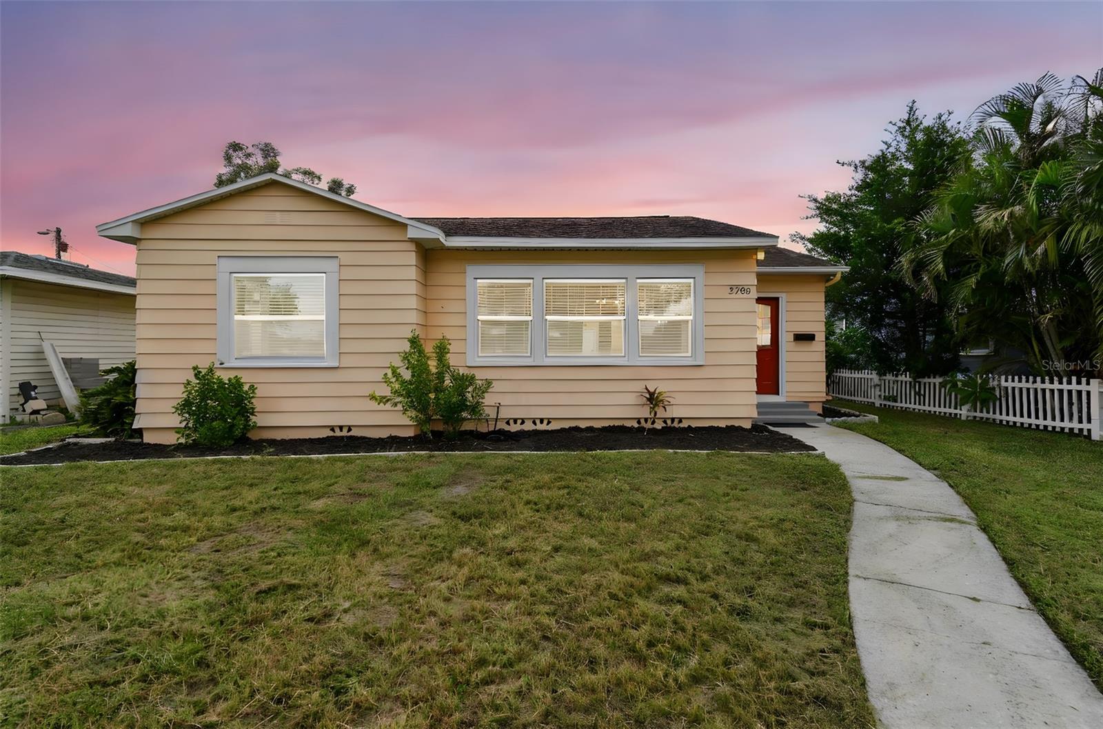 Details for 2705 7th Avenue N, ST PETERSBURG, FL 33713