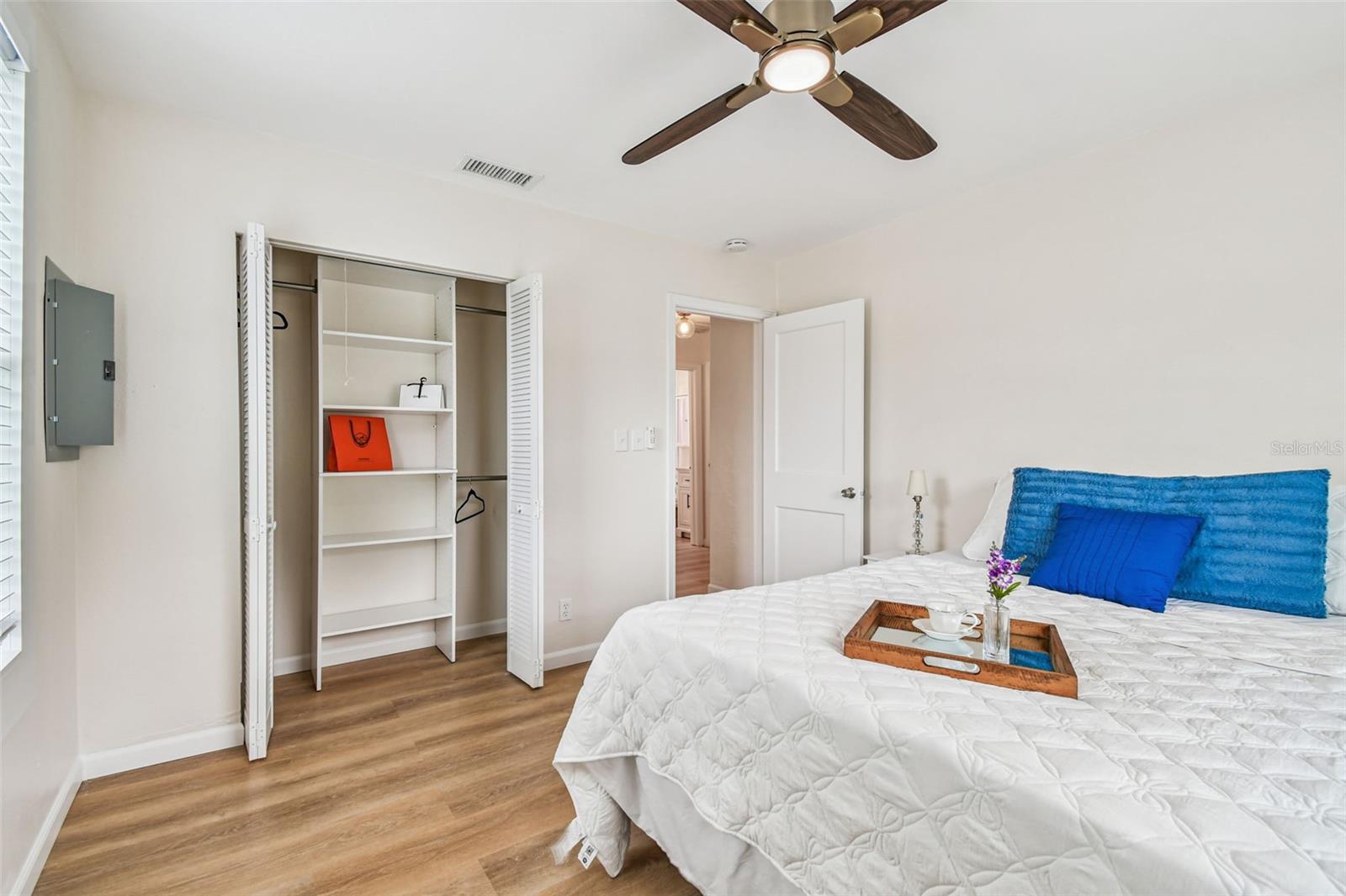 Image 14 of 34 For 2705 7th Avenue N
