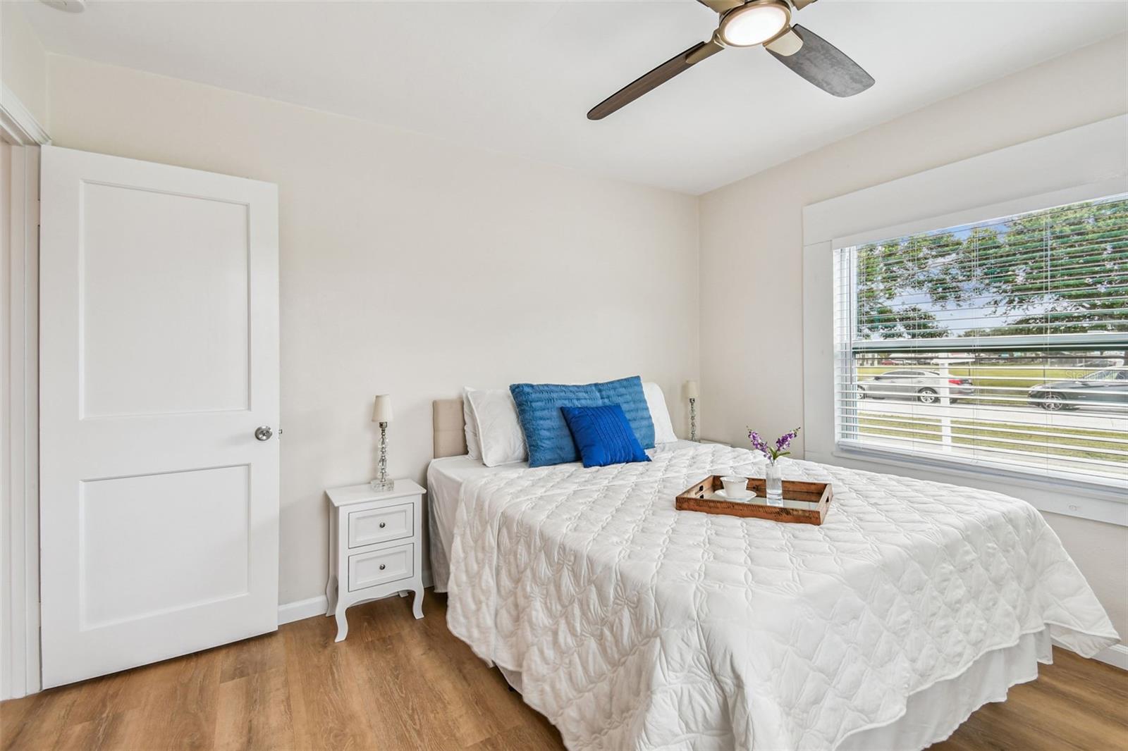 Image 15 of 34 For 2705 7th Avenue N