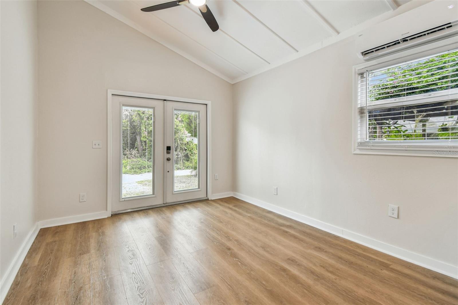 Image 25 of 34 For 2705 7th Avenue N