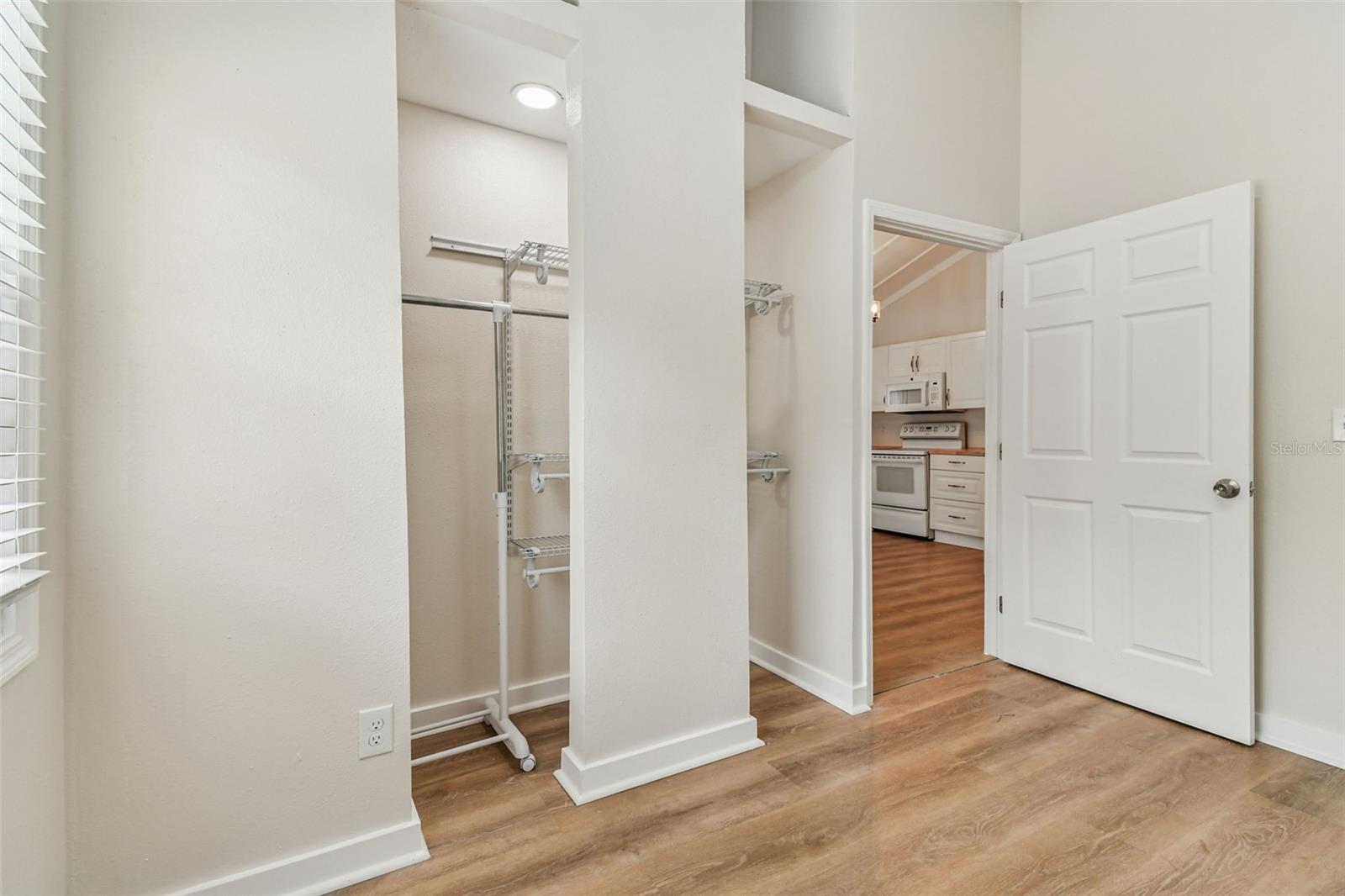 Image 27 of 34 For 2705 7th Avenue N
