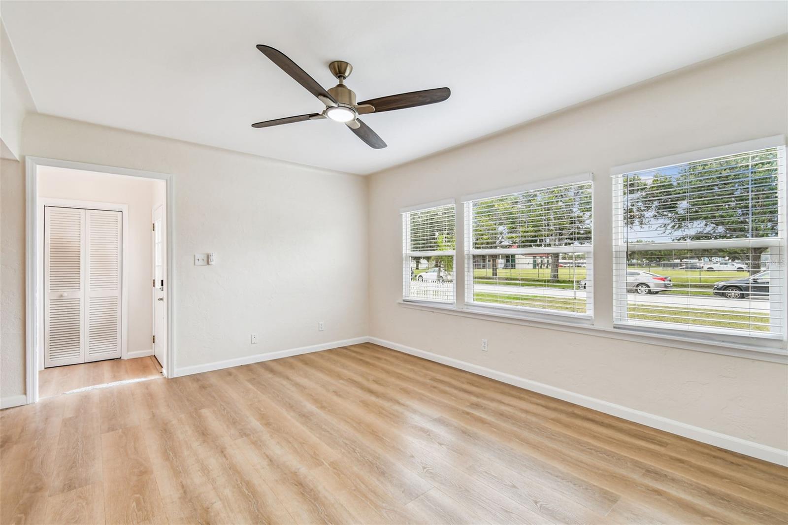 Image 6 of 34 For 2705 7th Avenue N