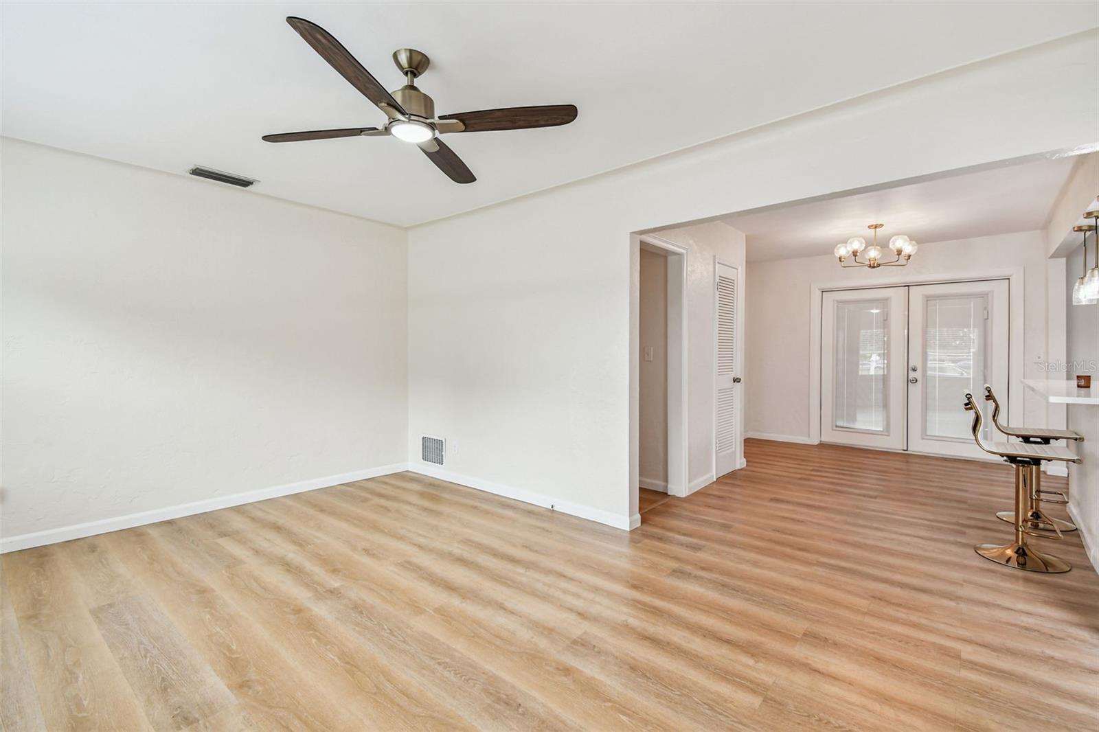 Image 8 of 34 For 2705 7th Avenue N