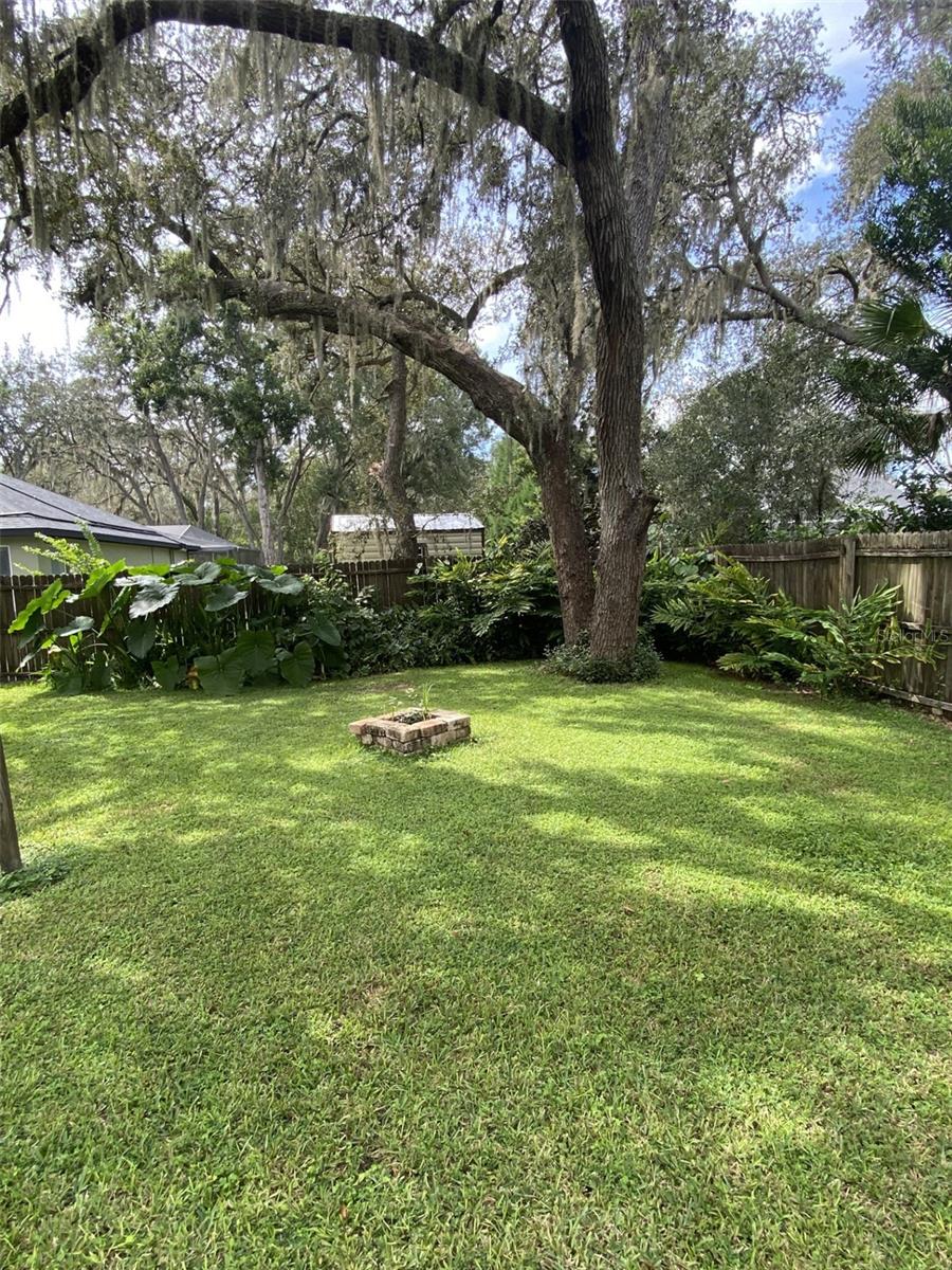 Image 11 of 26 For 18851 Washington Lane