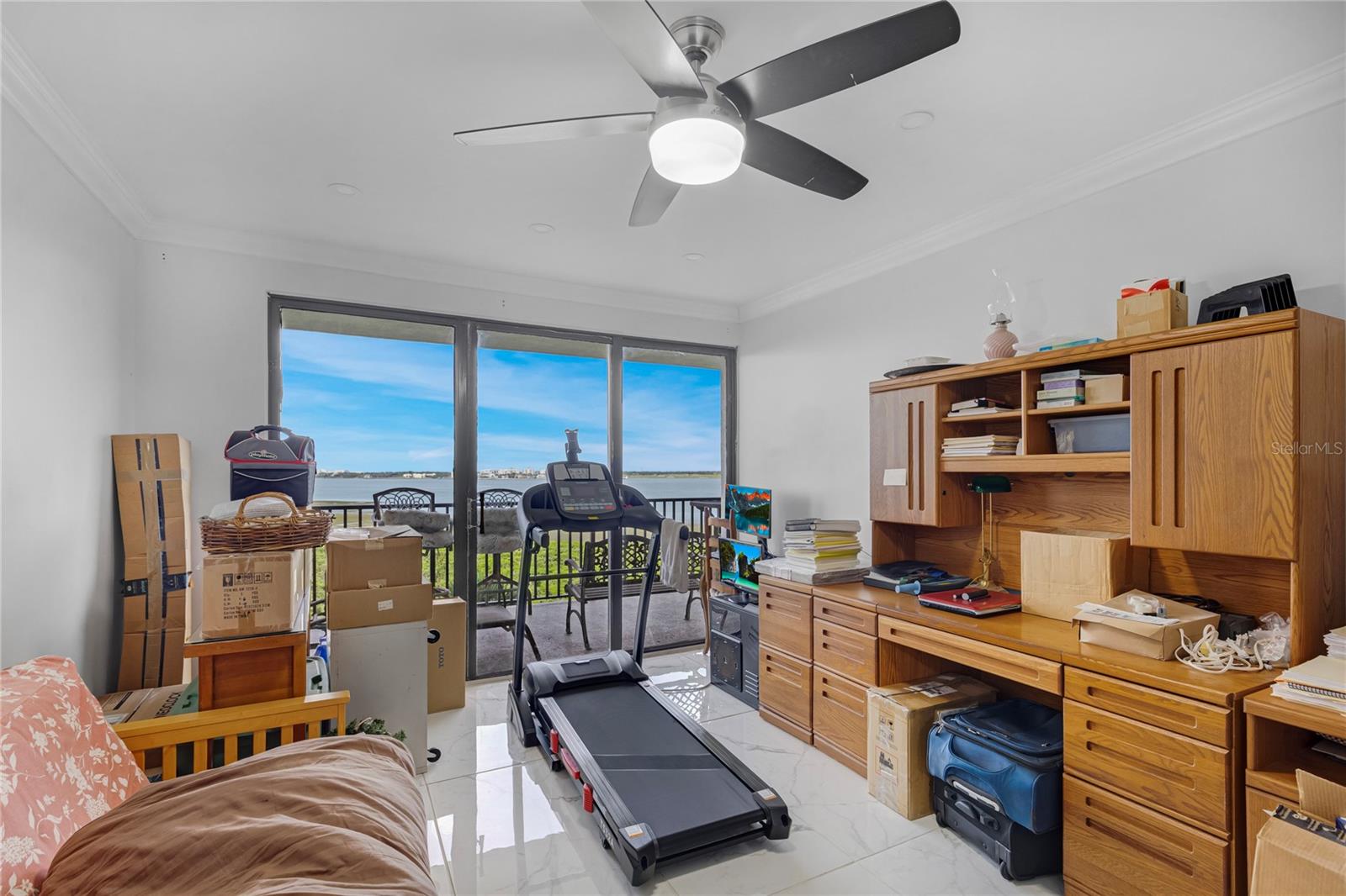 Image 26 of 37 For 1501 Gulf Boulevard 305